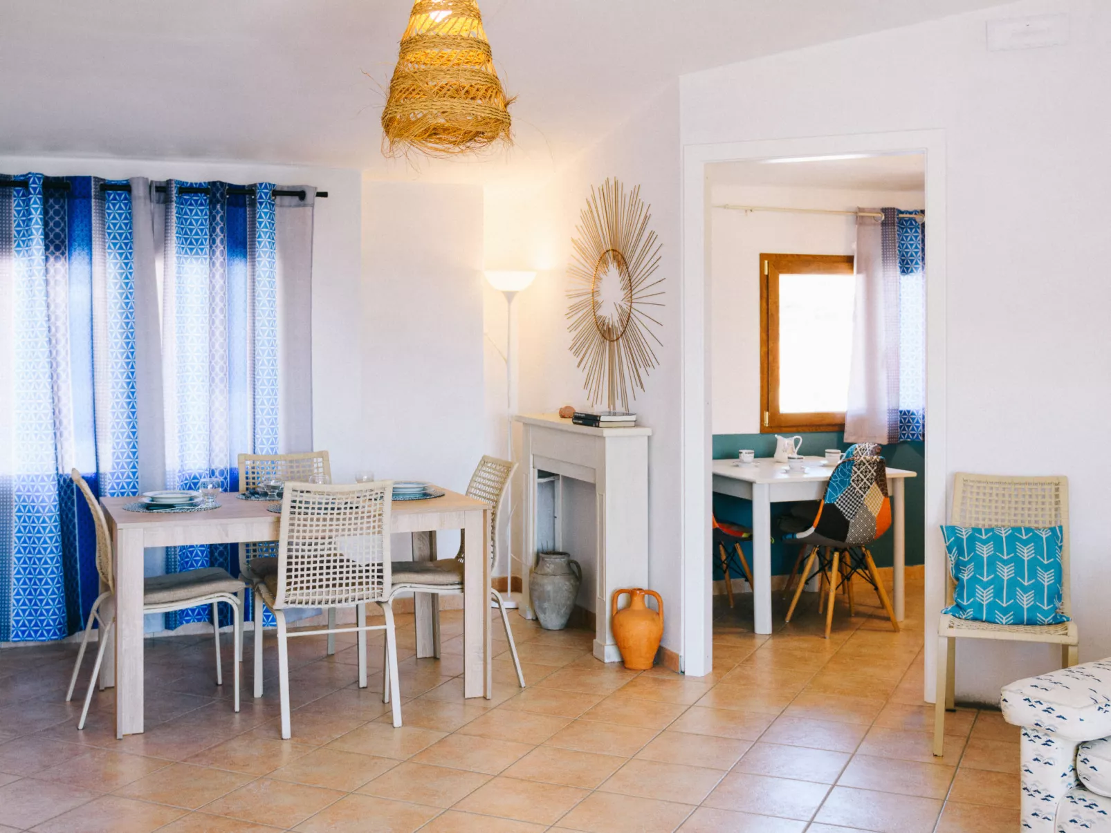 Crystal Sea Apartment-Drinnen