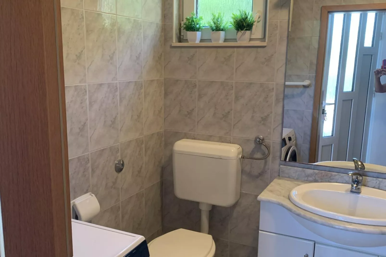Apartments J&M 2 - One Bedroom Apartment with Terrace-Chambre