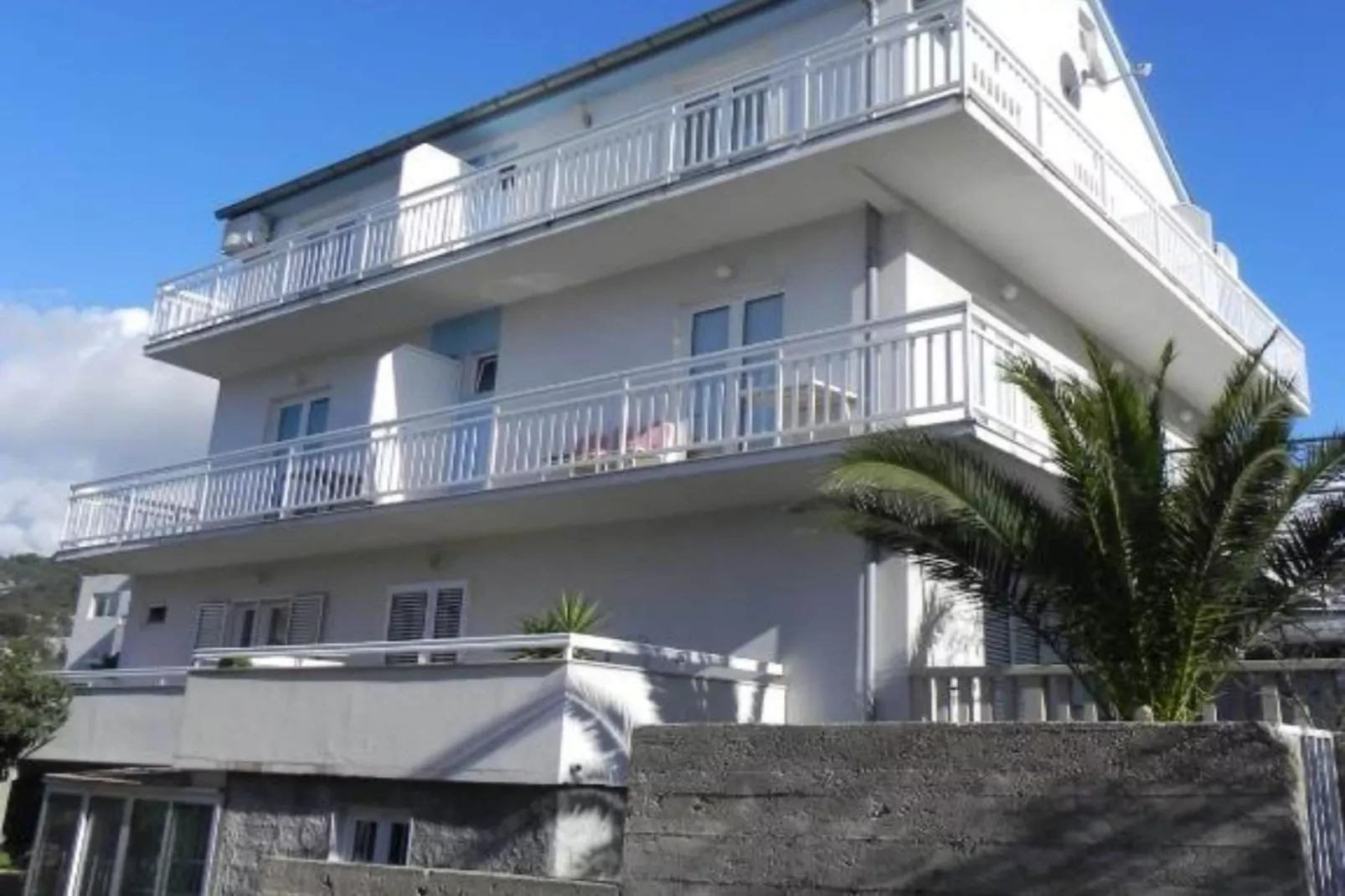 Apartments Trogrlić - Studio with Balcony-Extérieur