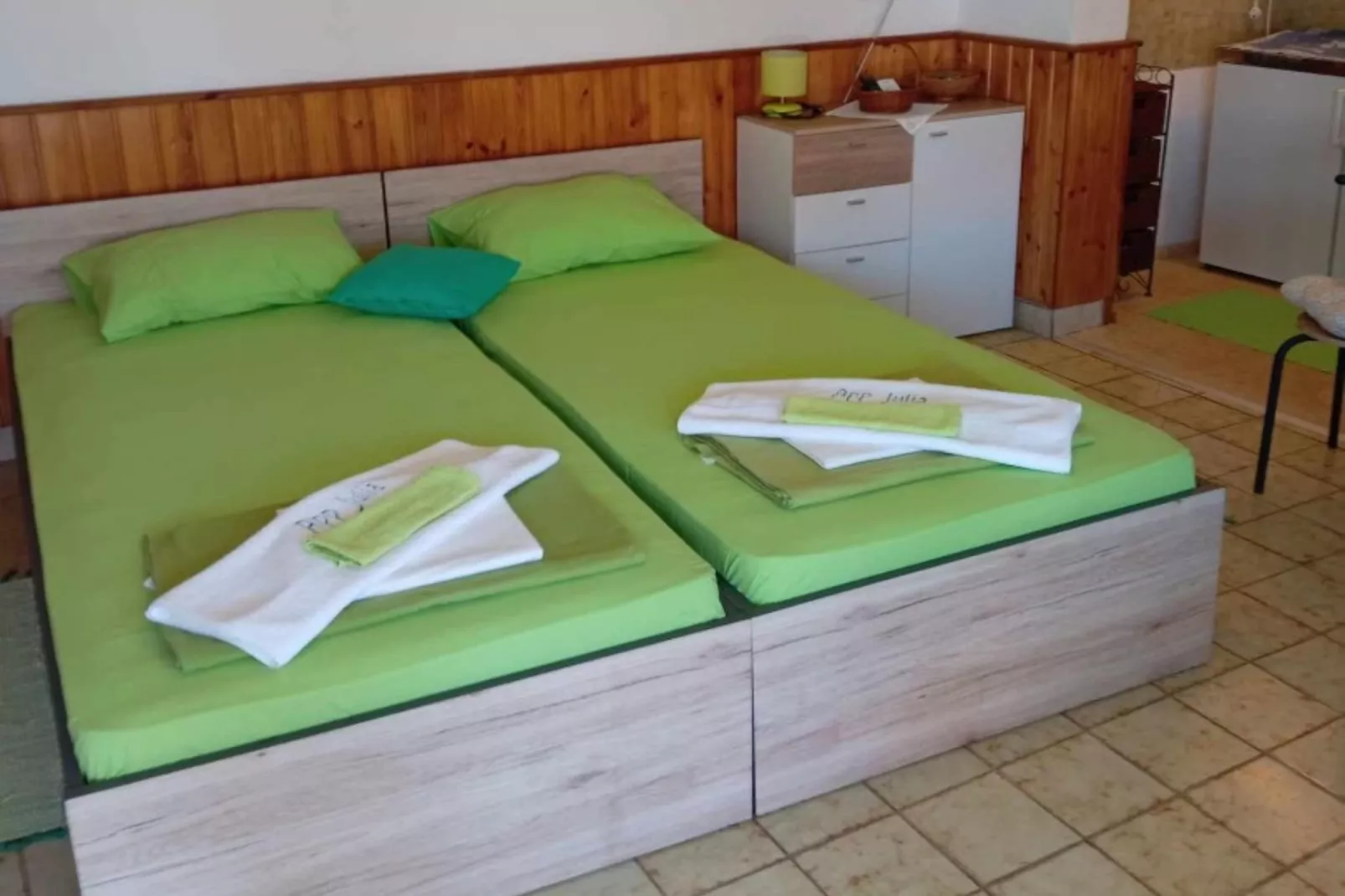 Apartments Julia - Studio Apartment Julia 6-Chambre