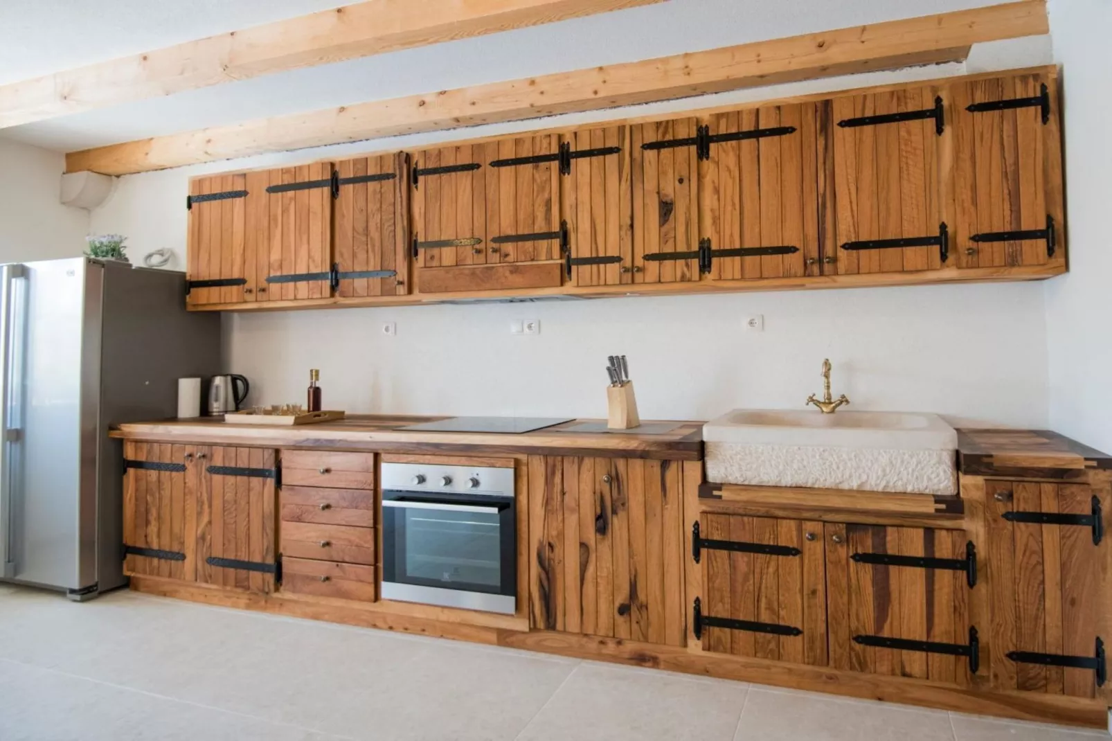 Villa Mia 2 - Six Bedroom Villa with Private Pool-Kitchen