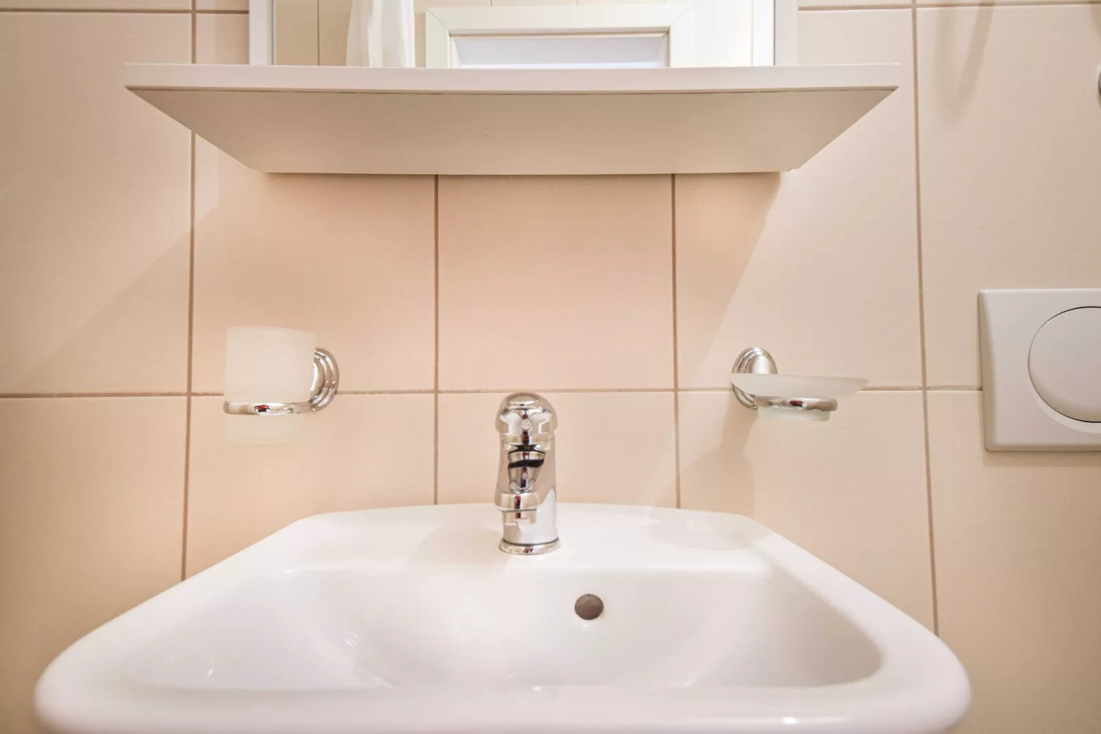 Apartments Gracin - Studio Apartment with Terrace (A4)-Bathroom