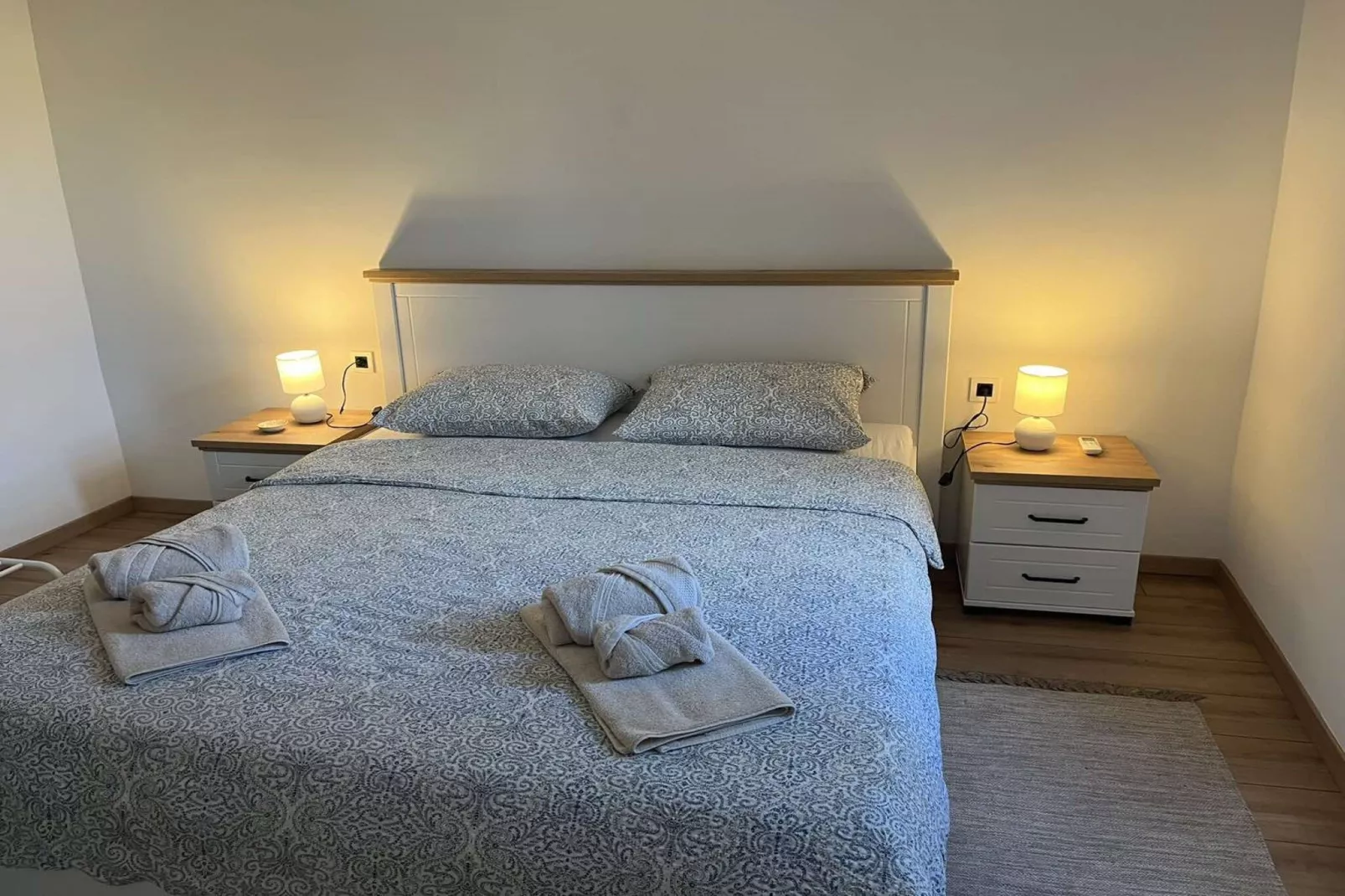 Elegant Lovran Apartment with Garden - Two Bedroom Apartment-Chambre