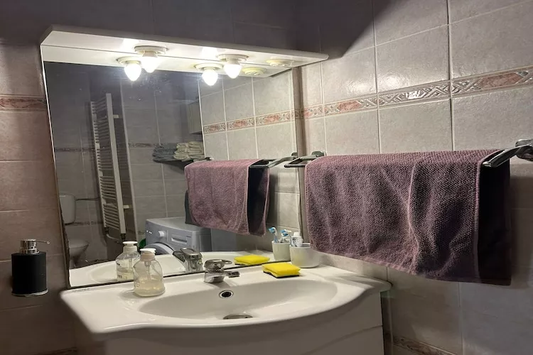 Apartment Adrian - One Bedroom Apartment-Salle de bain