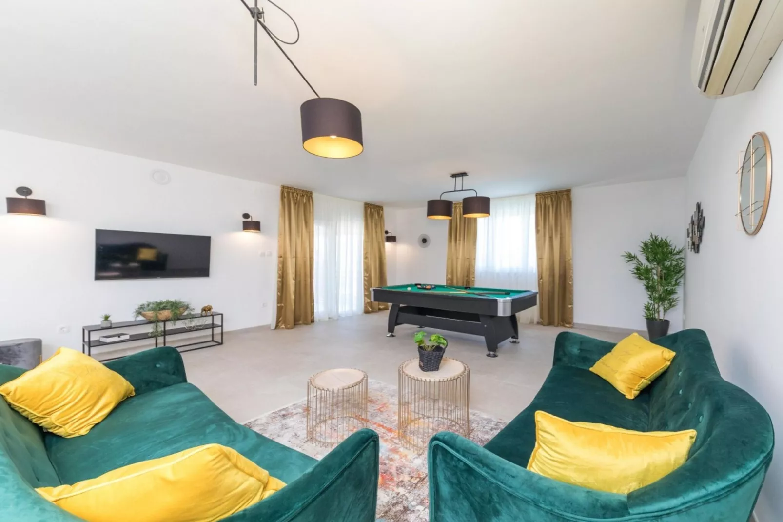 Scenic Elegant Trogir Villa with Pool - Five Bedroom Villa-Living room
