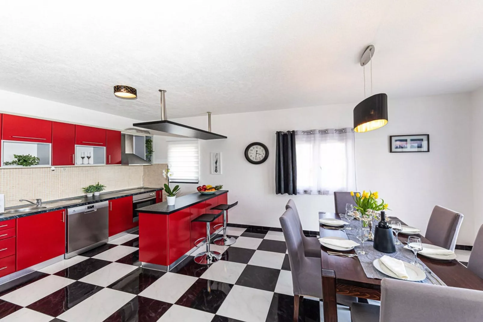Exquisite Spacious Villa Bufaline with Pool and Gym - Eight Bedroom Villa with Pool and Gym-Kitchen