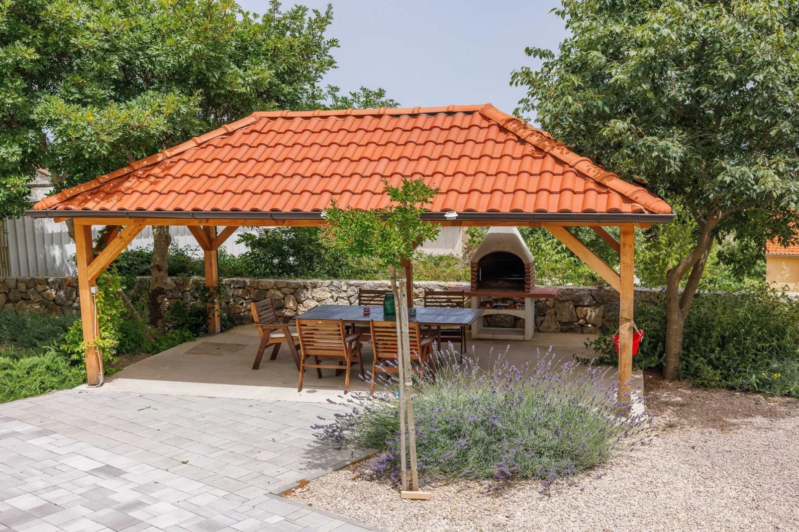 Wonderful Krk Island Stay: Shared Pool, Grill Patio, and Nearby Beaches - Studio Apartment-Extérieur