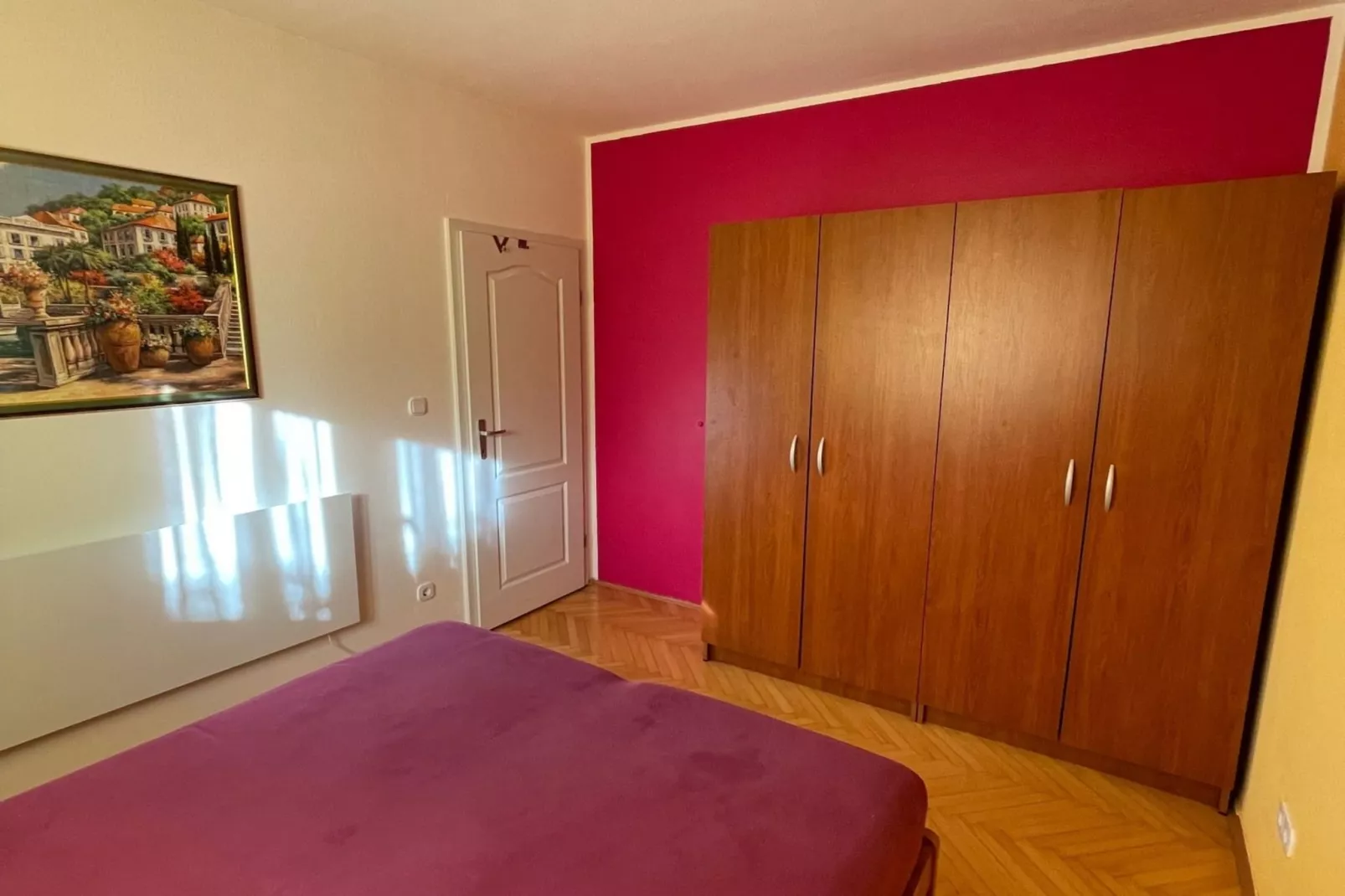 Classic and Modern Umag Apartment with Terrace and BBQ - Two Bedroom Apartment with Terrace-Chambre