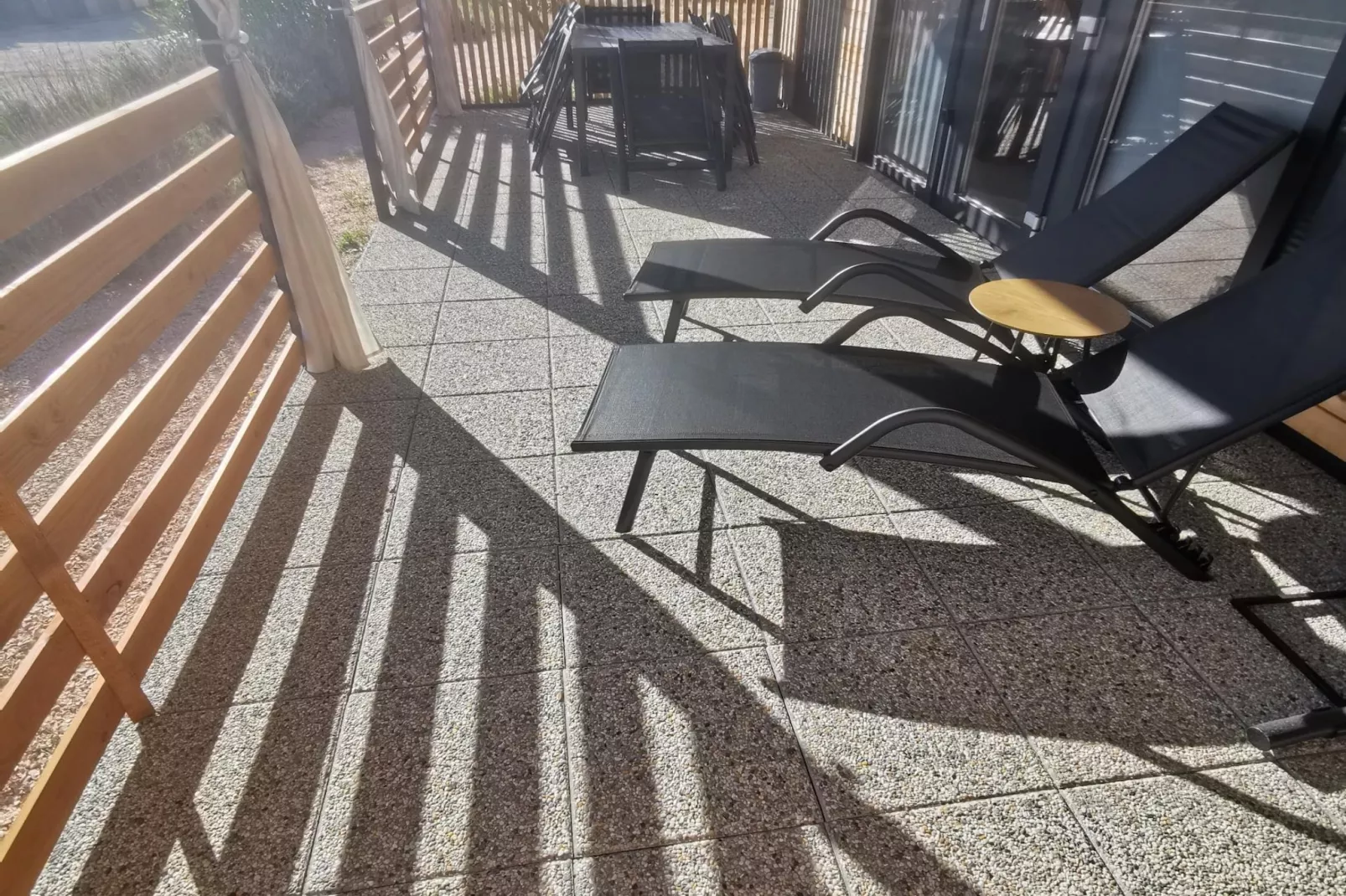 Comfort Two Bedroom Mobile Homes Pirovac - Standard Two Bedroom Mobile Home with Sea View and Terrace