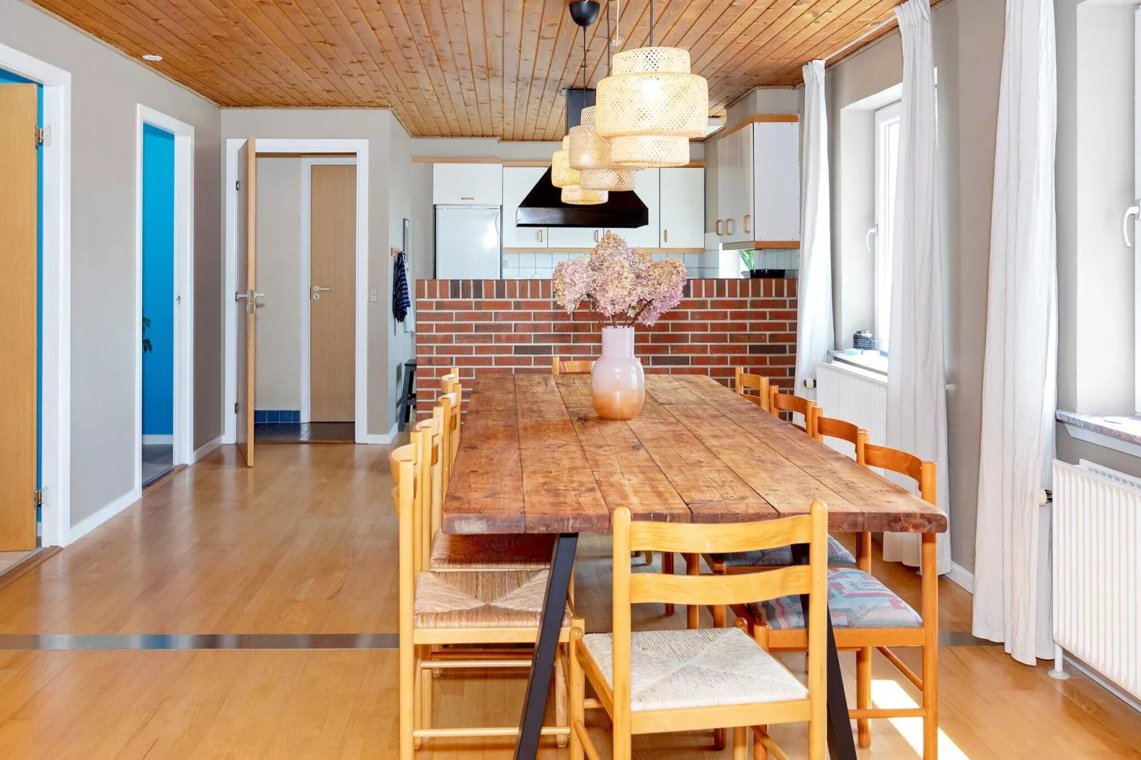 8 person holiday home in Frøstrup-By Traum-Indoor