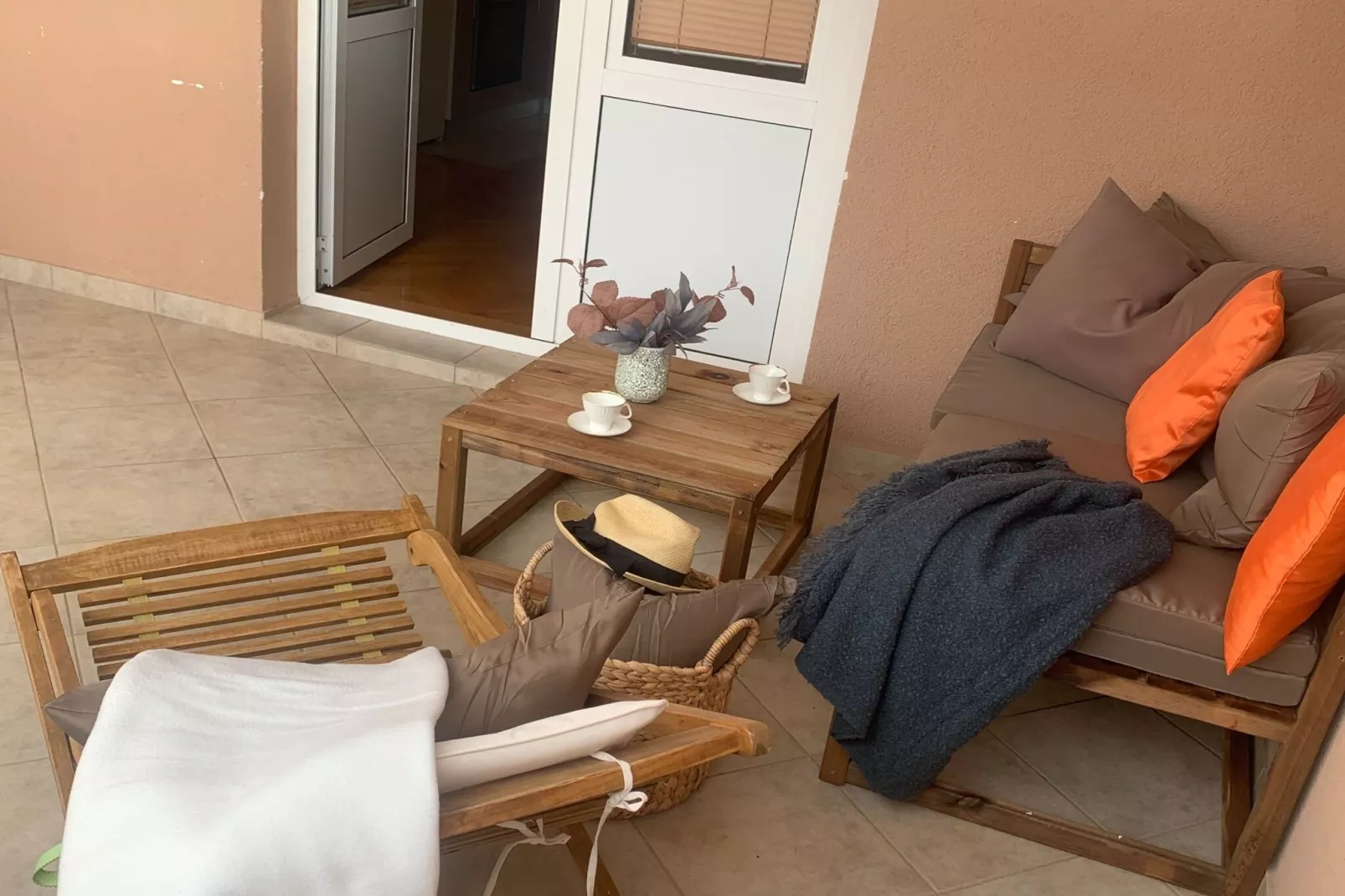 Villa Julia - One Bedroom Apartment 4-Terrace balcony