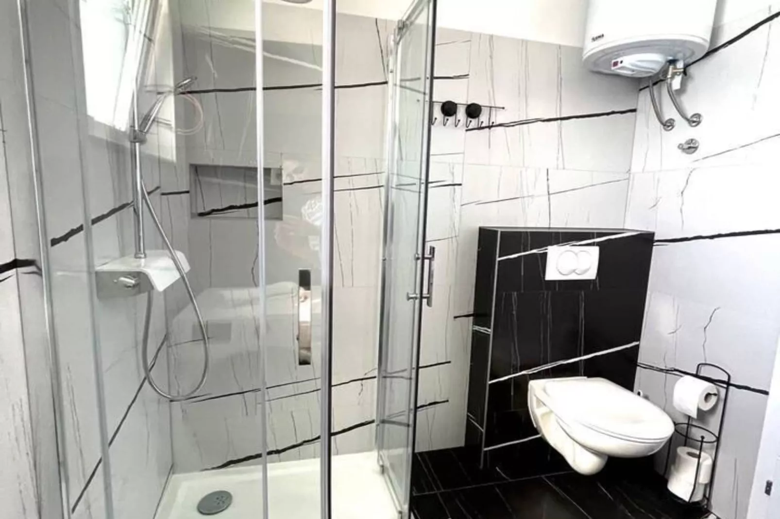 Villa  With Pool-Salle de bain