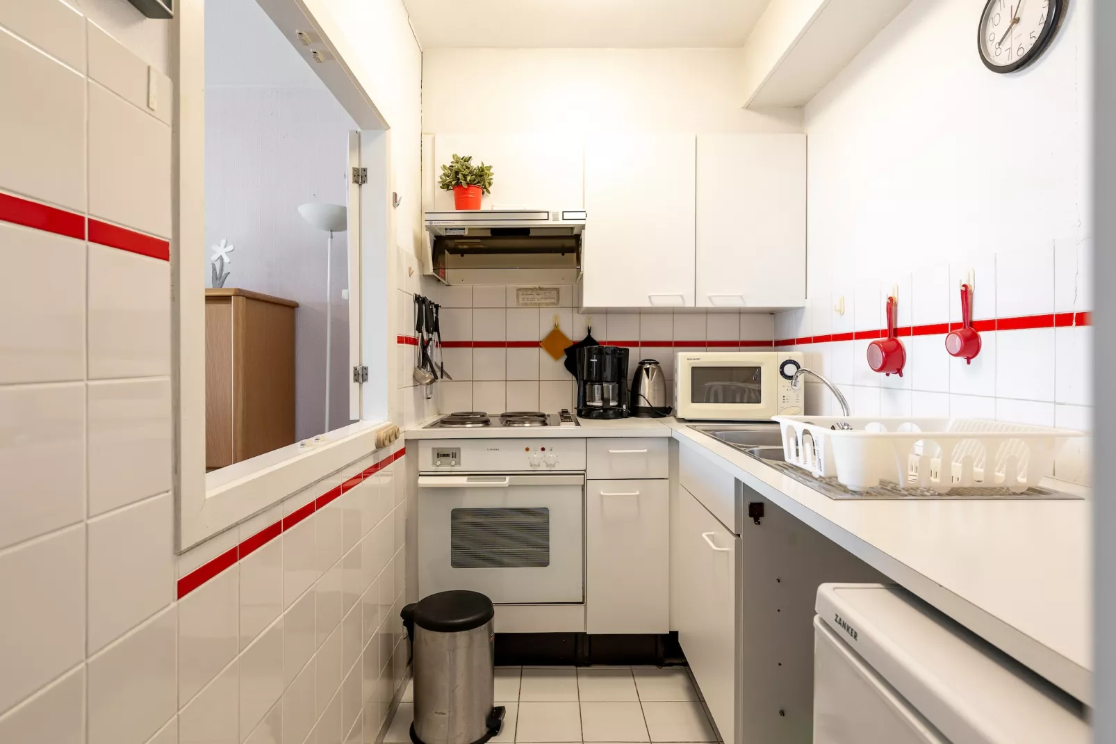 CONTINENTAL F6 - Kitchen