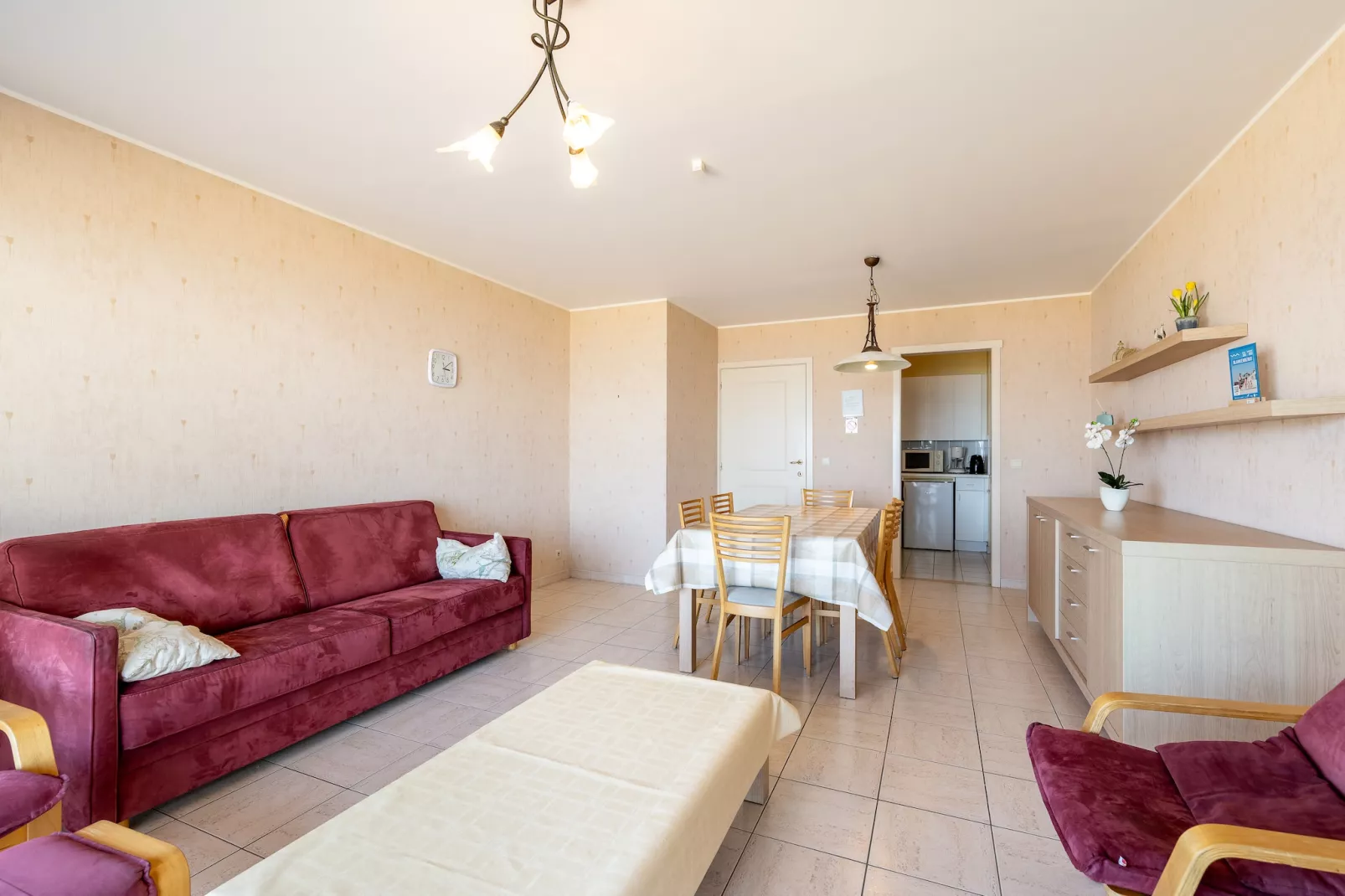 LECOMTE 5A-Living room