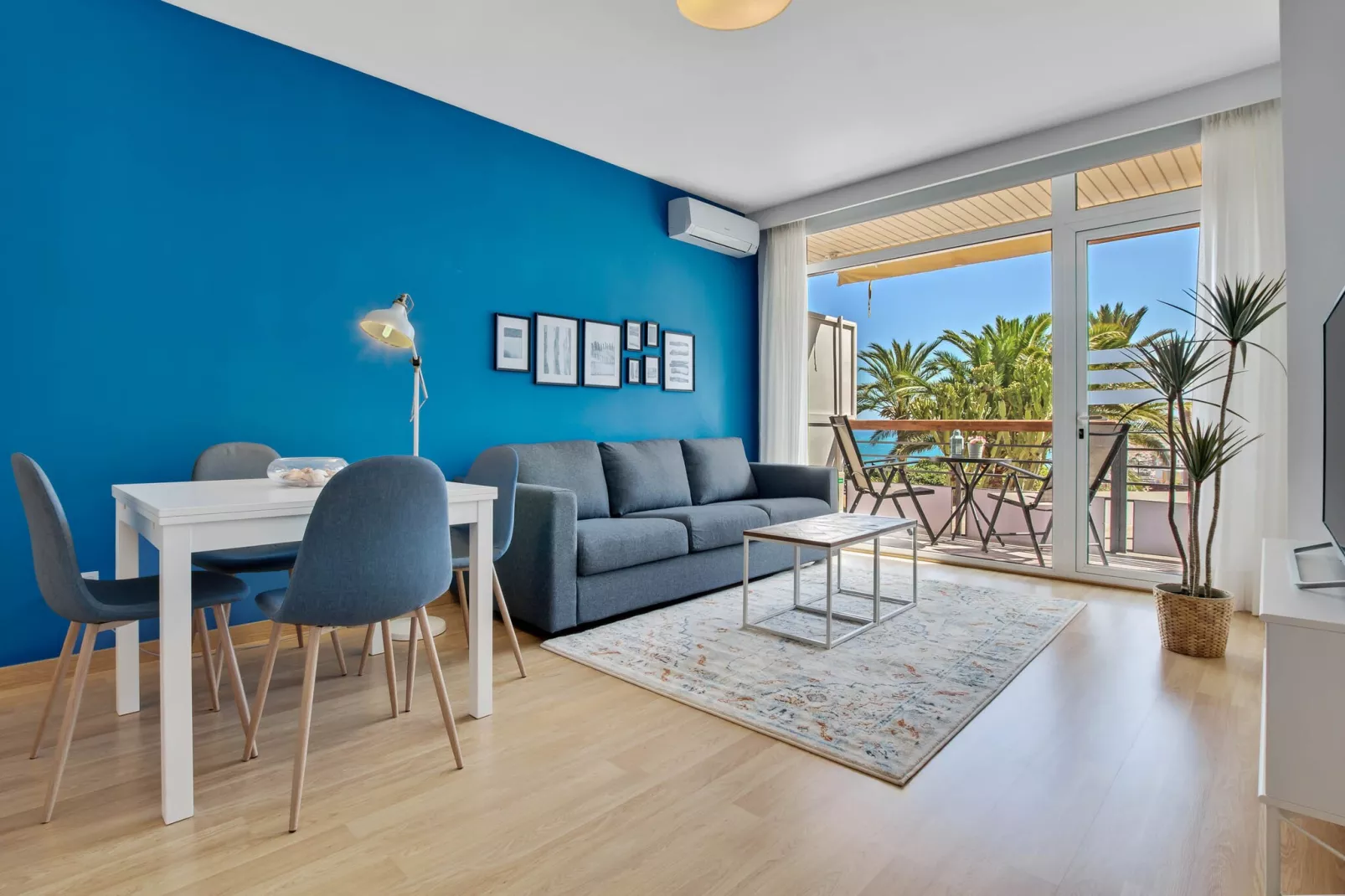 101 Santa Clara-Wohnzimmer