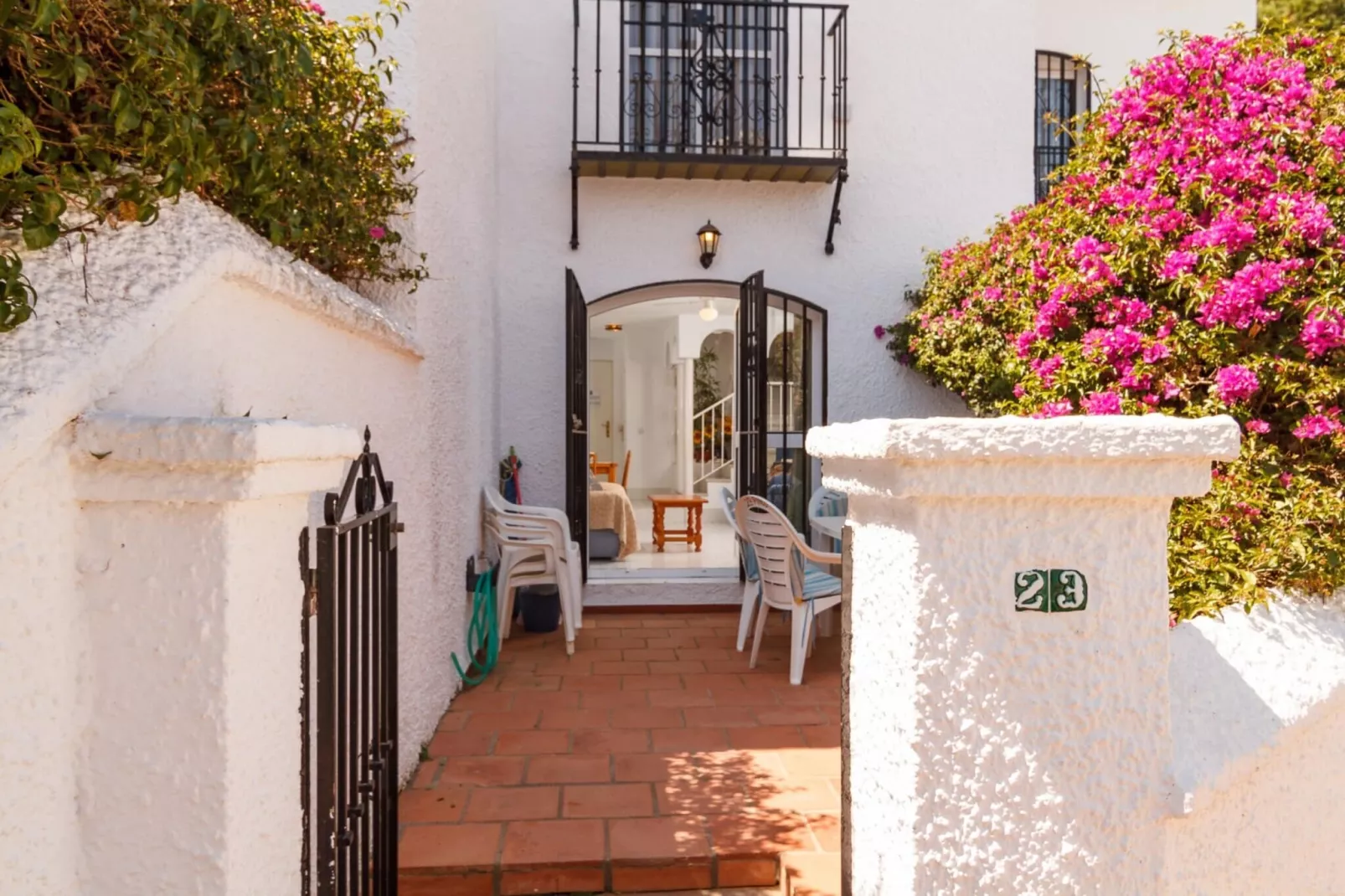 Los Pinos 23 Villas by Casasol-Empfangshalle