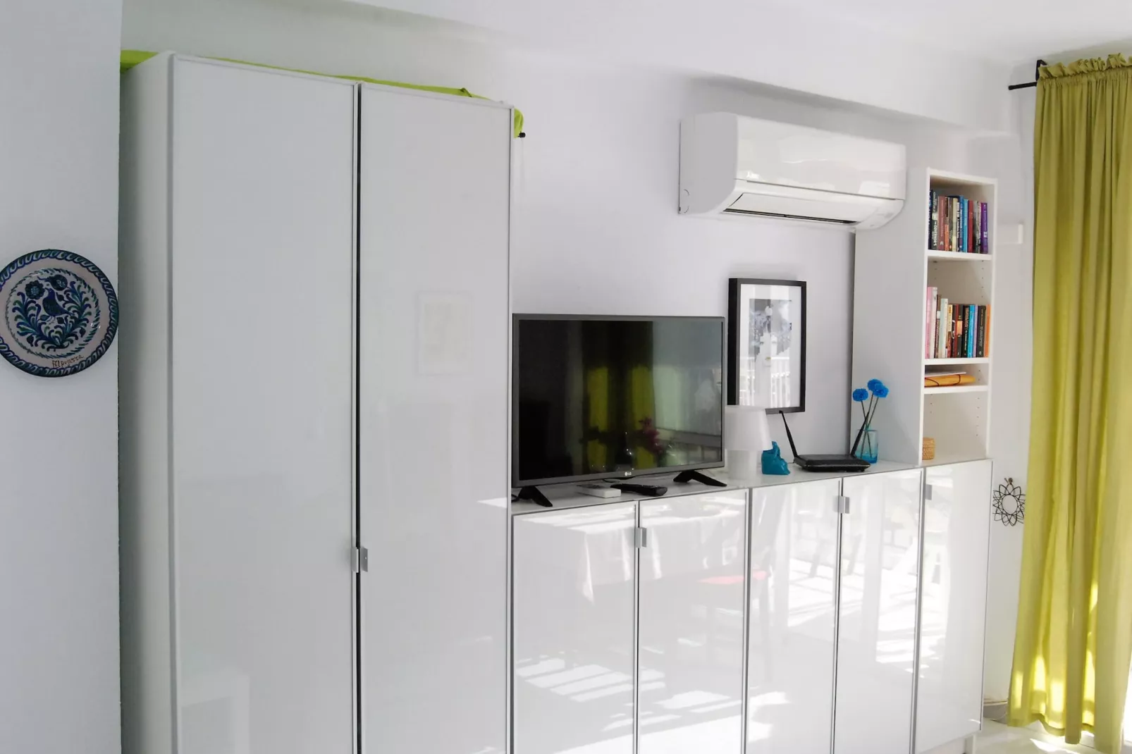 Coronado 124 Apartment by Casasol-Salon
