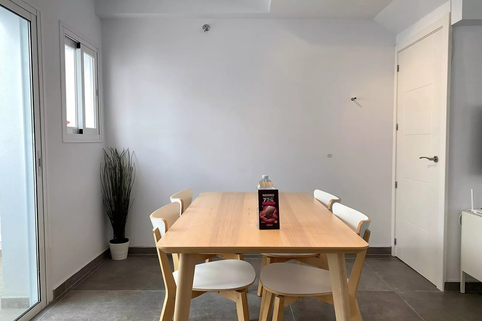 Casa Los Tejares by Casasol-Salle à manger