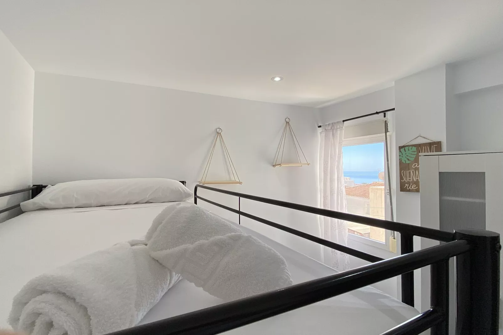 Centro Life Seaview by Casasol