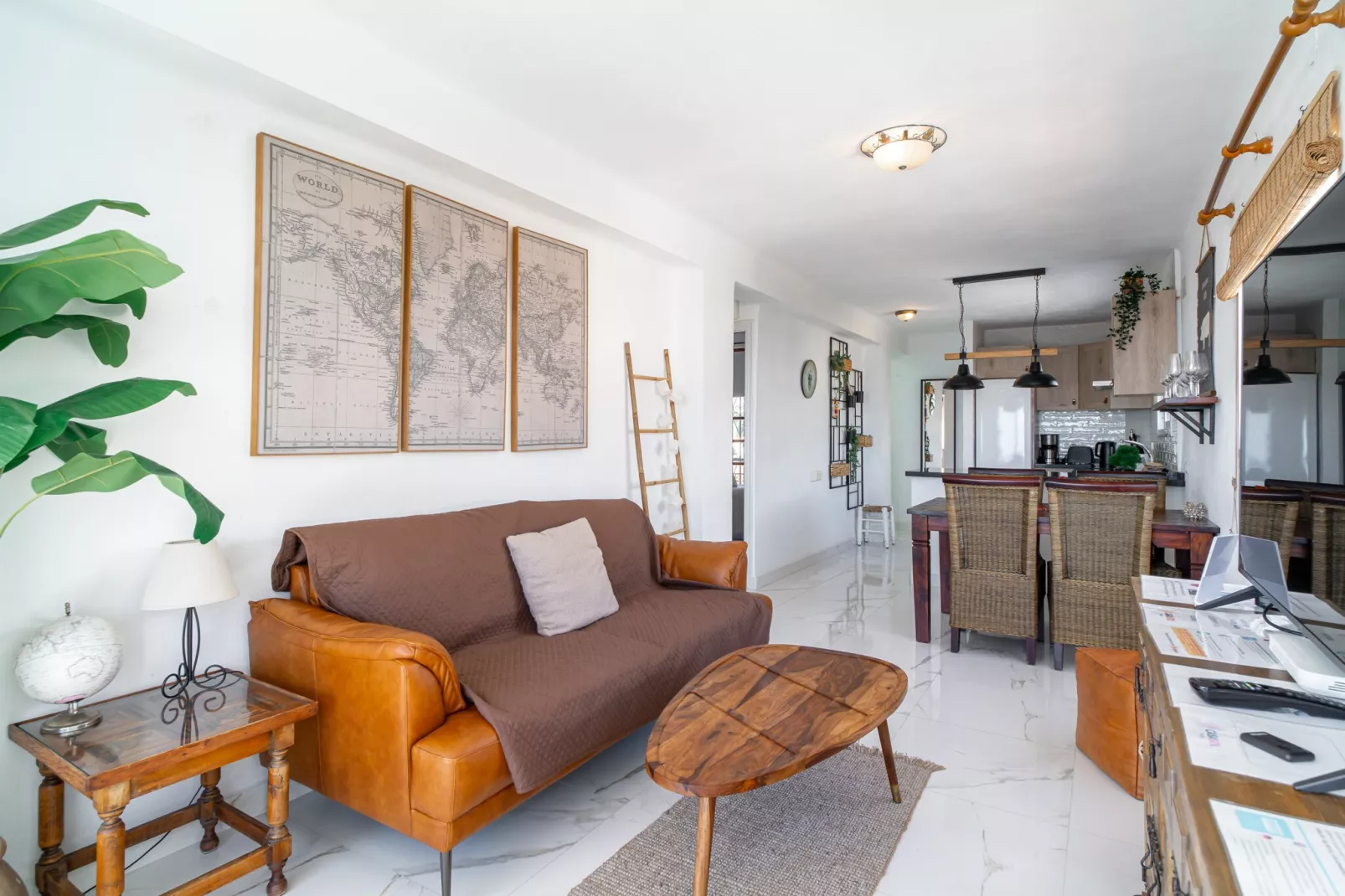 Miami 44 Seaview  by Casasol-Salon