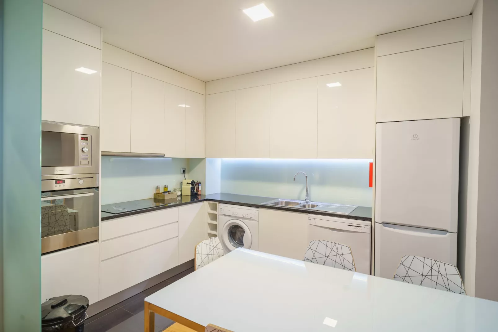 Feel Porto Downtown Poets Flat-Cuisine