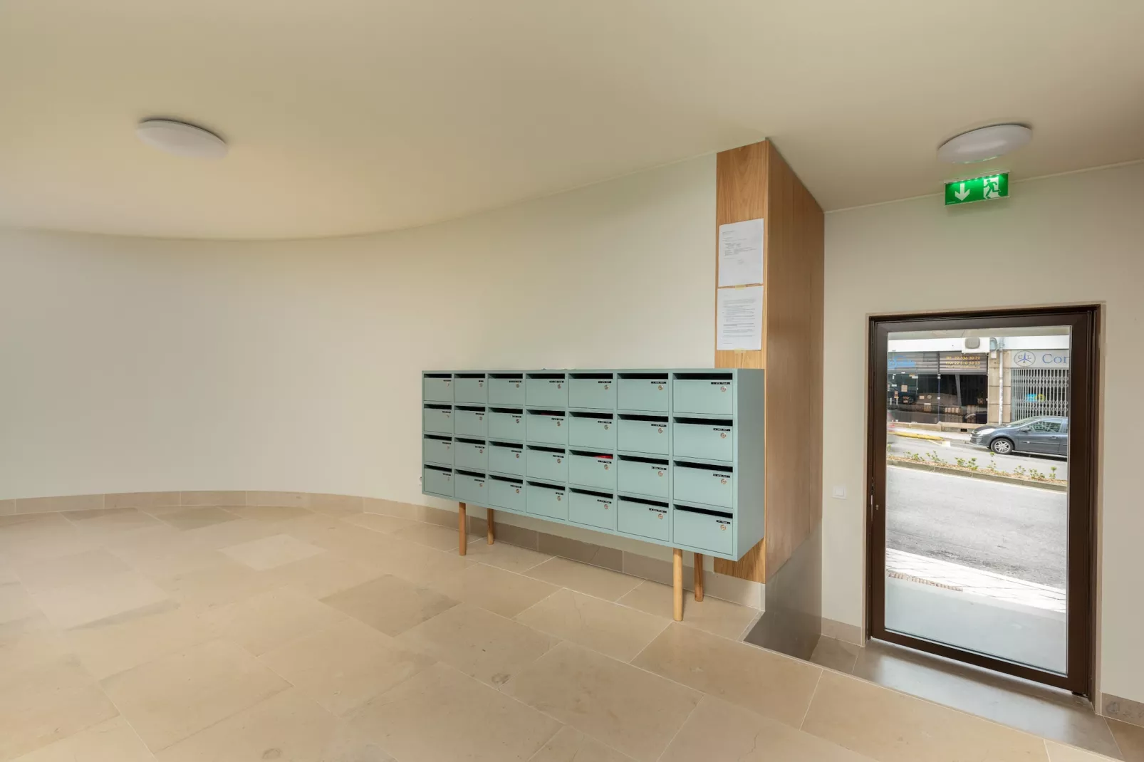 Feel Corporate Housing Campanhã 05-Hall / réception
