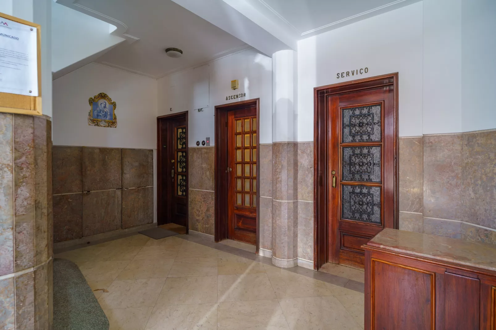 Feel Porto Classic Apartment-Hall / réception