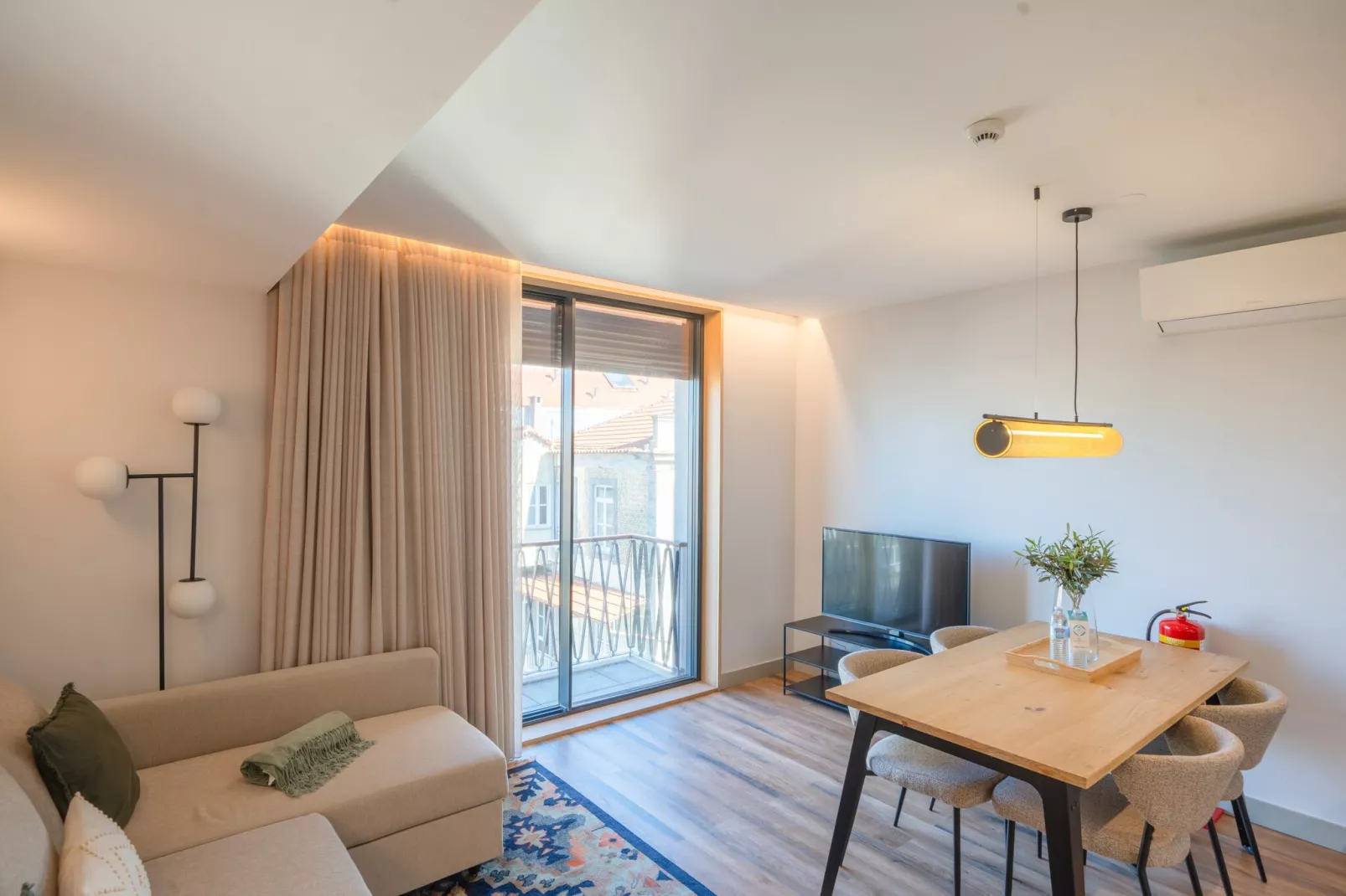 Feel Porto Firmeza Coworking & Flat 1.1-Wohnzimmer