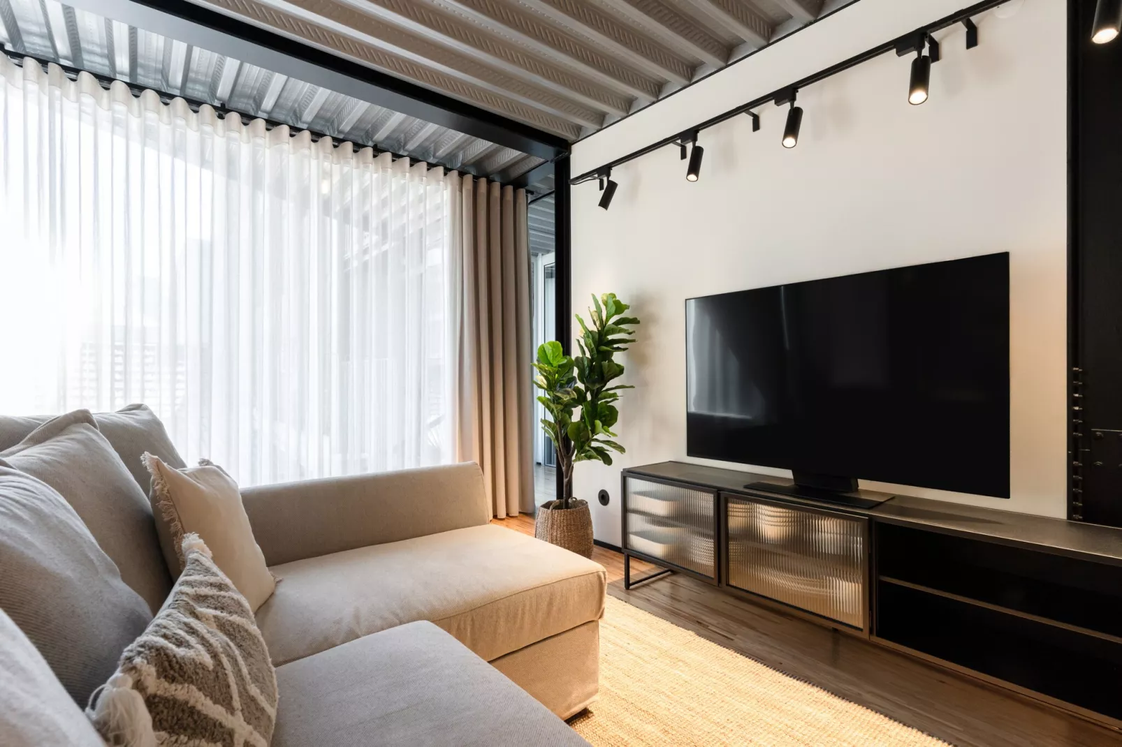 Feel Porto Matosinhos City Flat IV-Living room