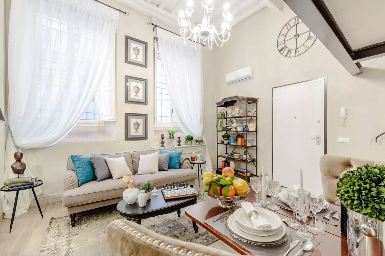 Paolo Guinigi Apartment Suite-Non tagué