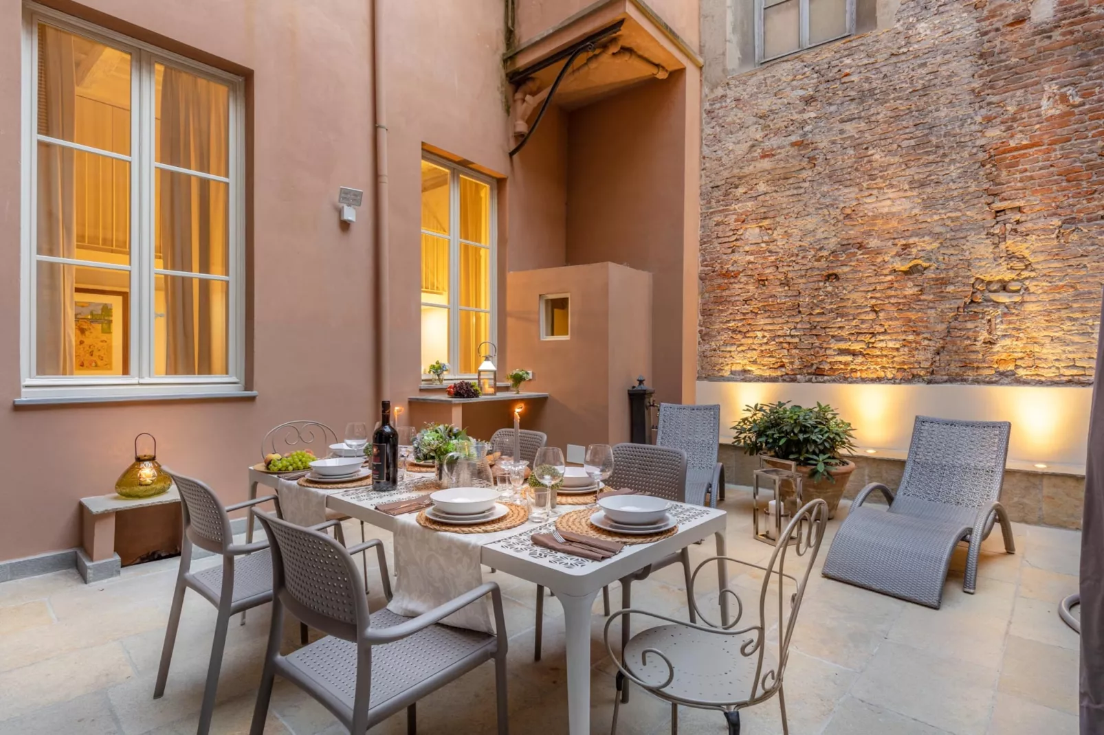 Cortile Moderno Apartment-Untagged