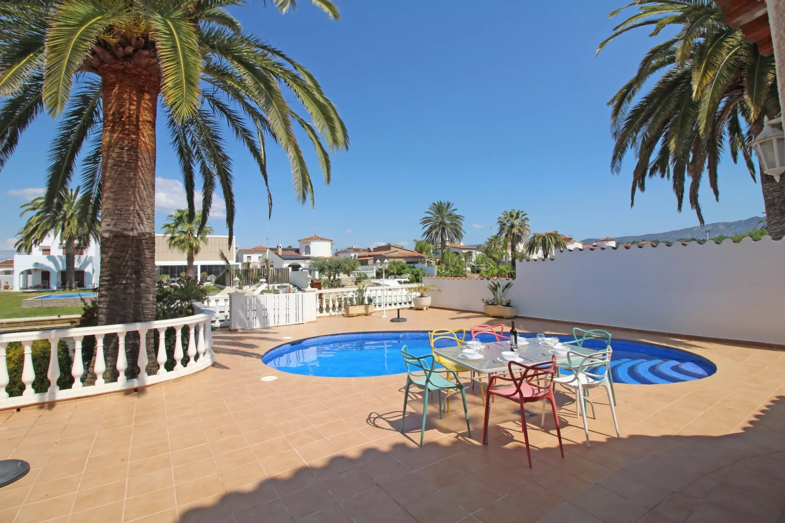 0108-LLOBREGAT 44 A-Piscine