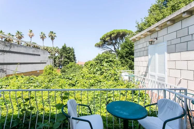 Guest House Zec -  Double or Twin Room with Balcony and Sea View-2