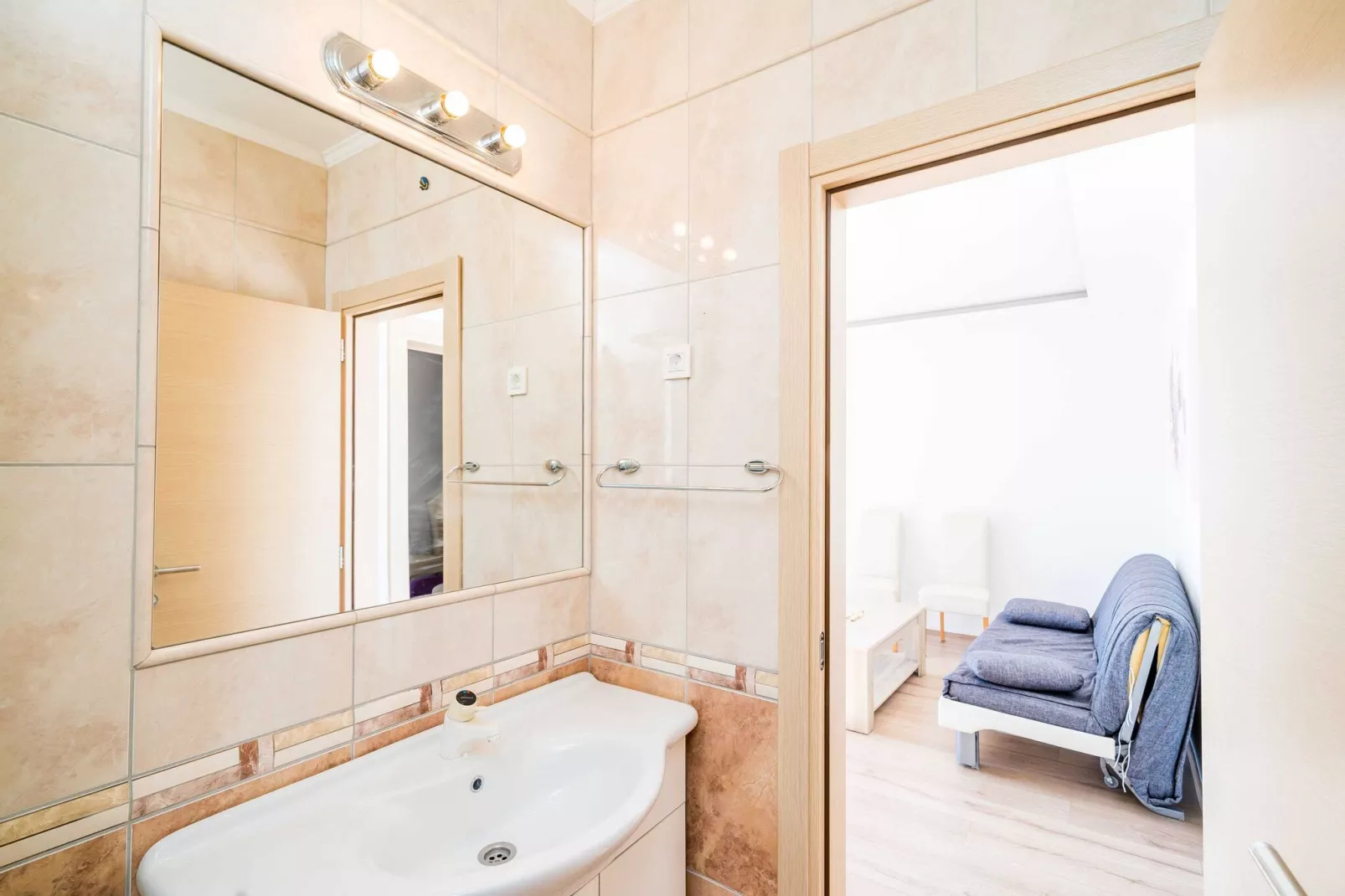 Apartments Marnic Blue Chill-Comfort One Bedroom Apartment  with Balcony and Sea View(A4)-Badezimmer