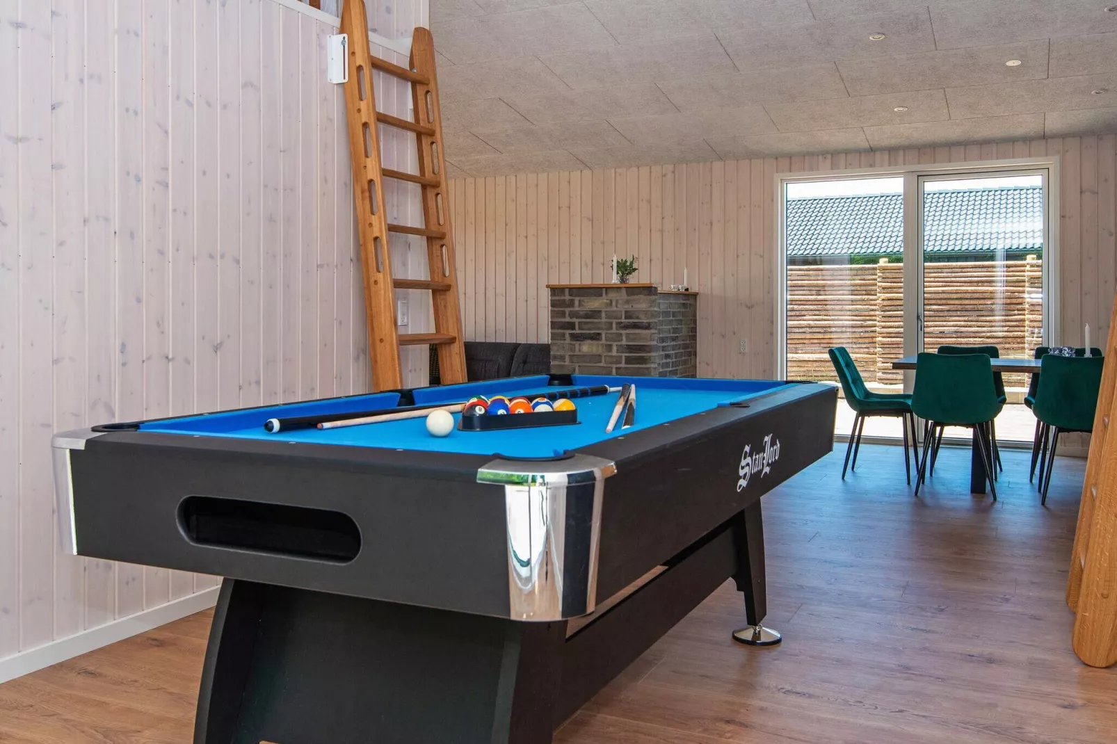 14 Personen Ferienhaus in Glesborg-By Traum-Innenbereich
