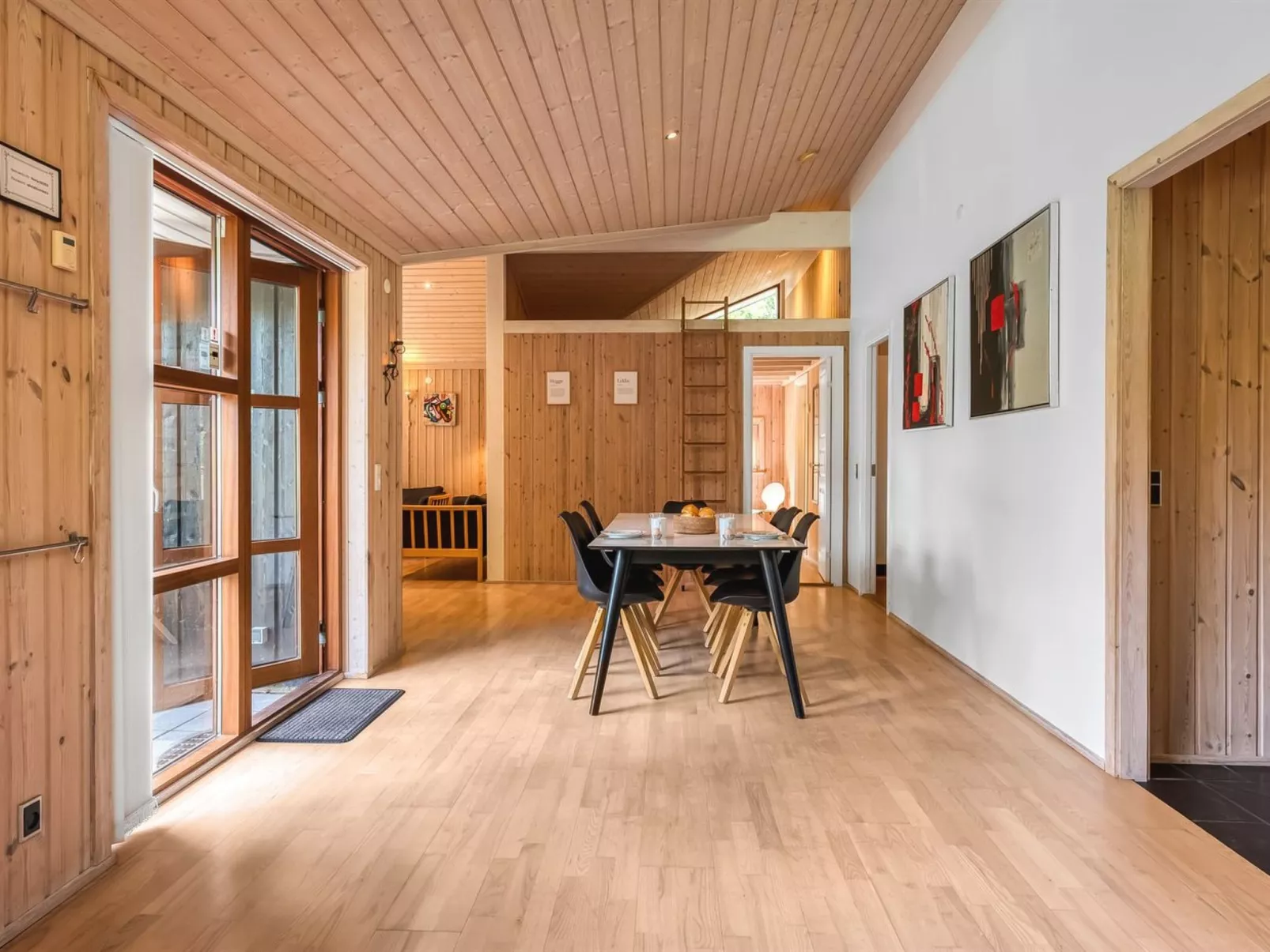 "Rosaline" - 500m from the sea-Inside