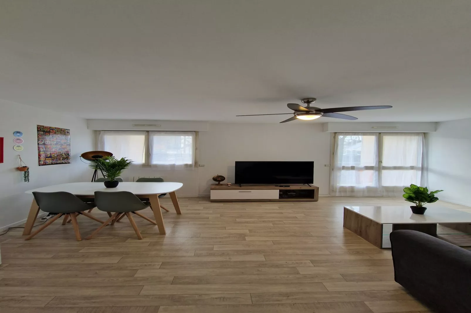 Le Square - Tramway - Centre - 4p - Rêve au Mans-Living room