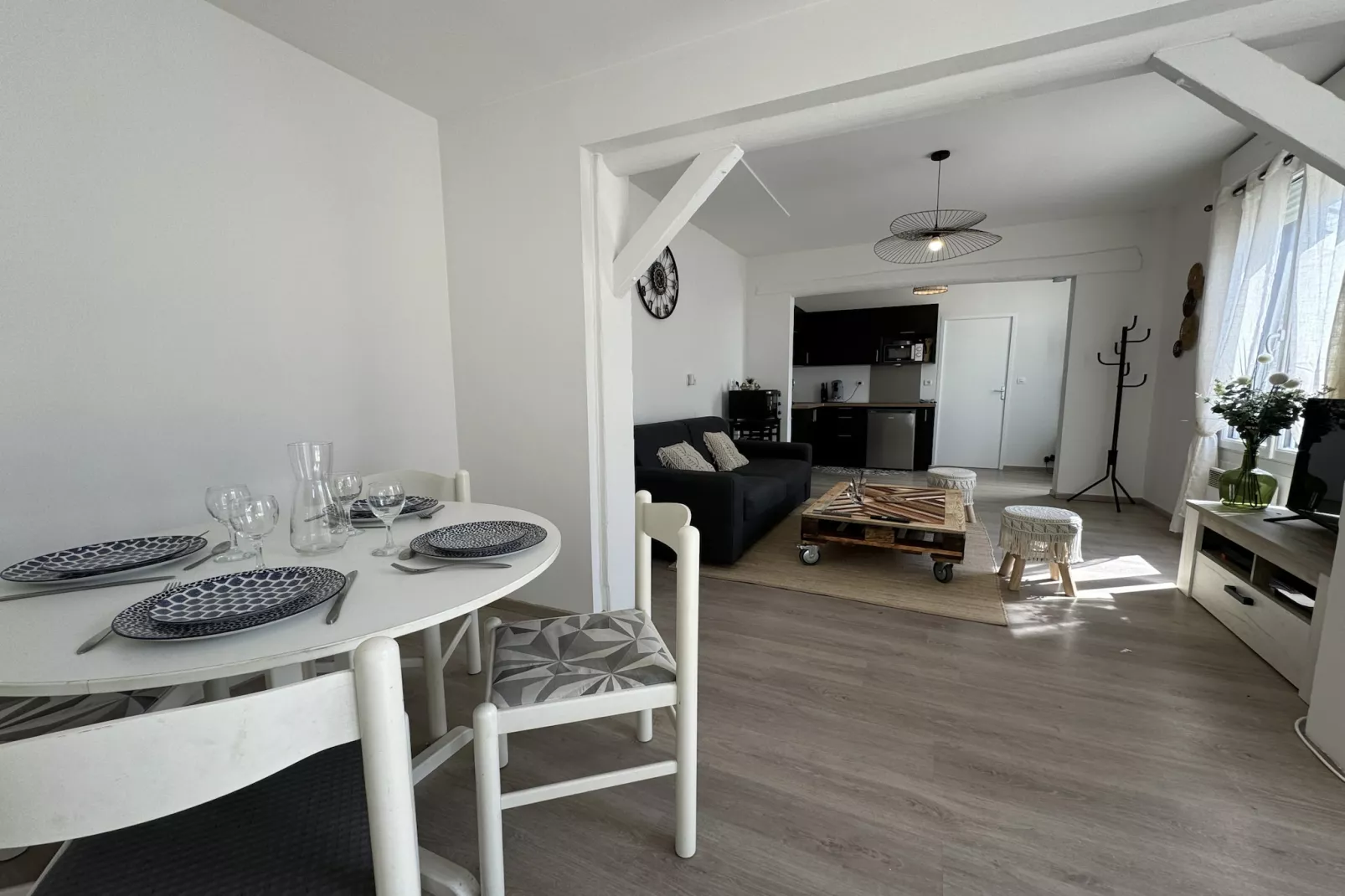 L’Arrivée - Circuit - 6 pers - Rêve au Mans-Esszimmer