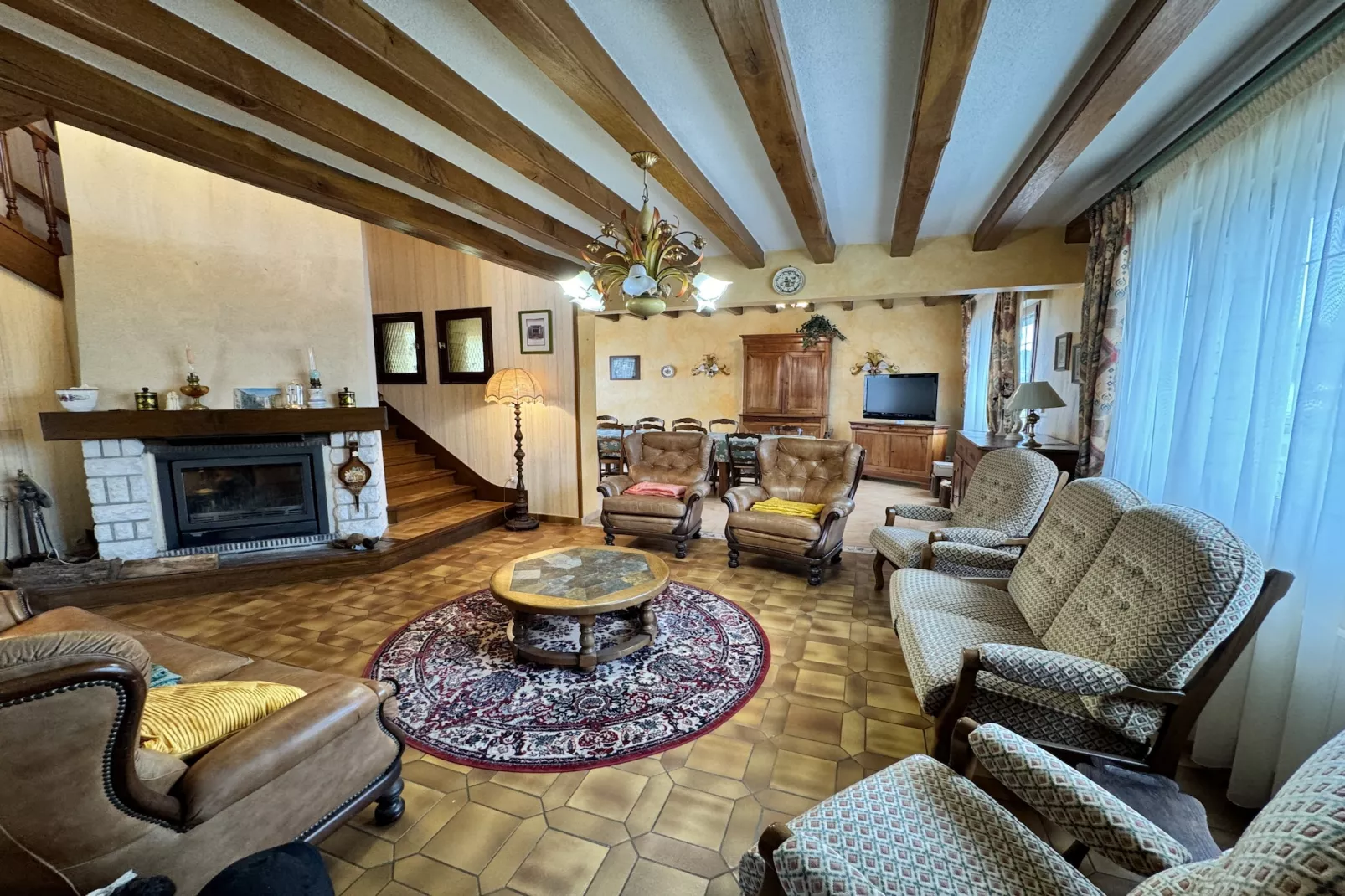 La Changéenne - Charme - 15 pers - Rêve au Mans-Living room