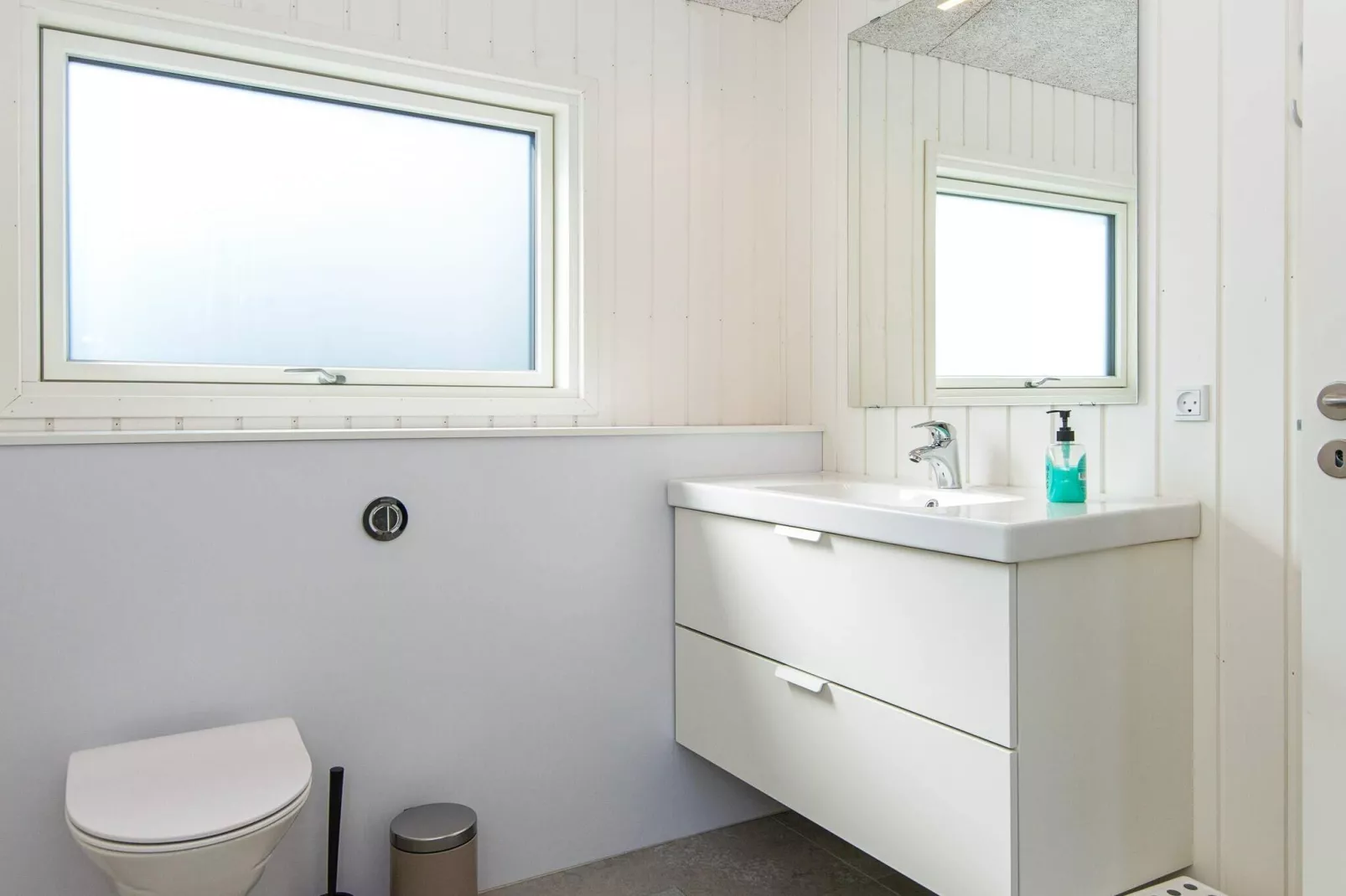 6 person holiday home in Rønde-By Traum-Indoor