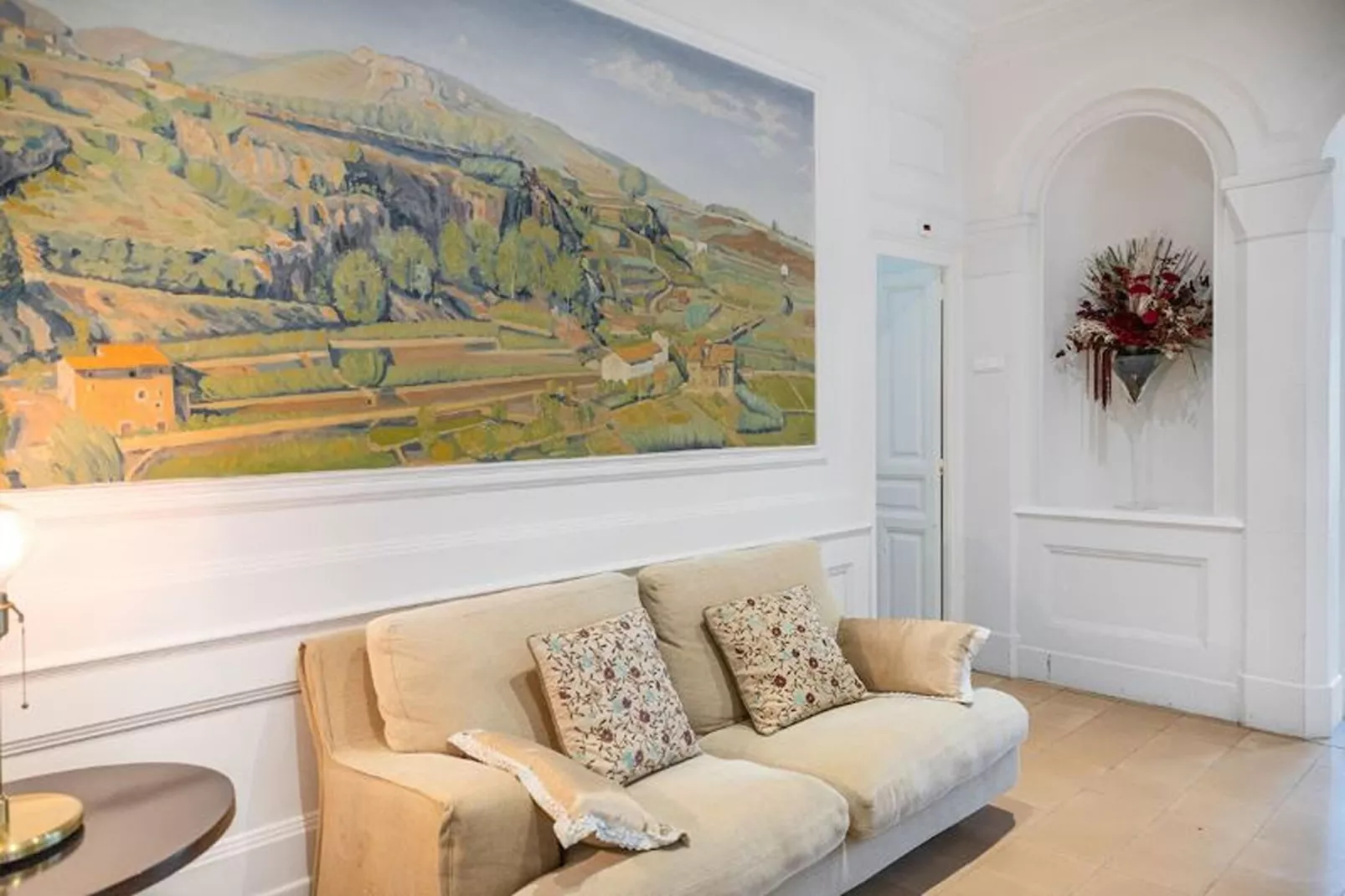 Can Carol-Living room