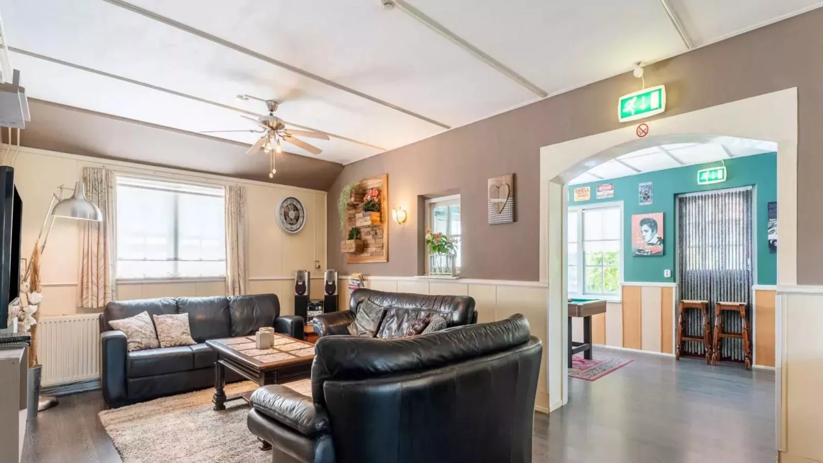 Benedenverdieping Hoeve Ginette-Wohnzimmer