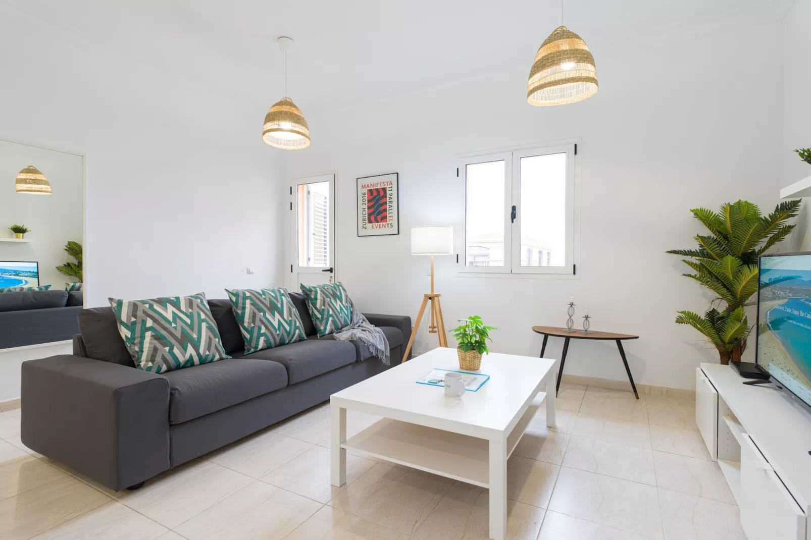 Rejon Home By CanariasGetaway-Living room