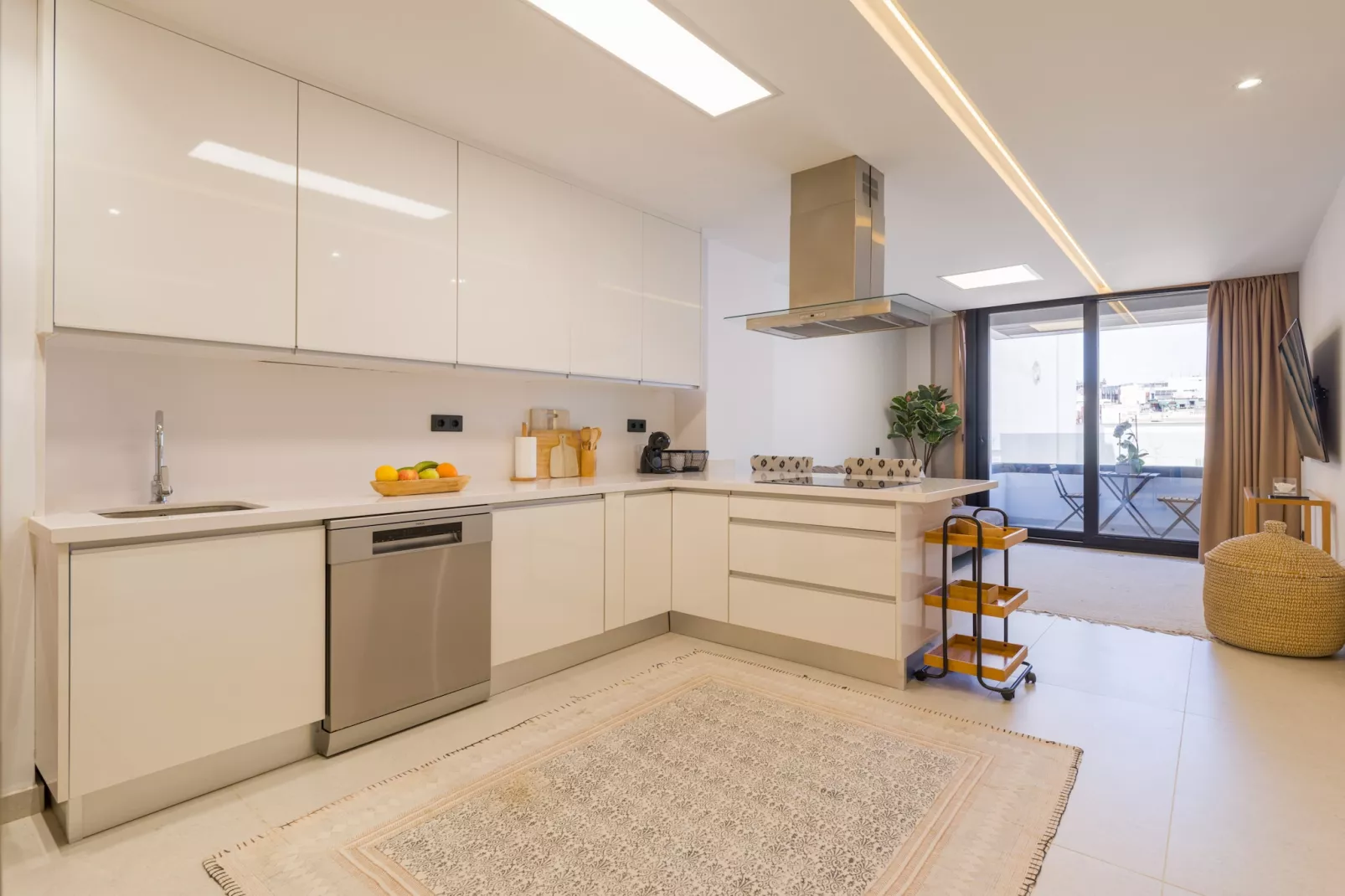 Bella Vita By CanariasGetaway-Kitchen