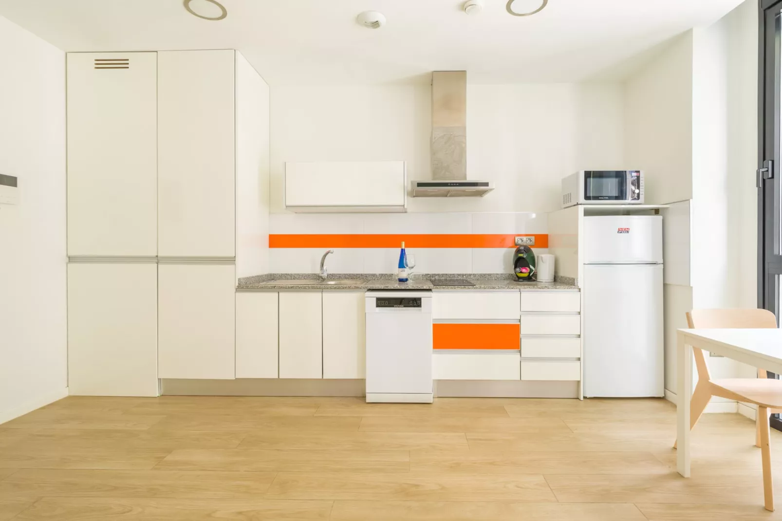 VIVENTE 2B BY CANARIAS GETAWAY-Kitchen
