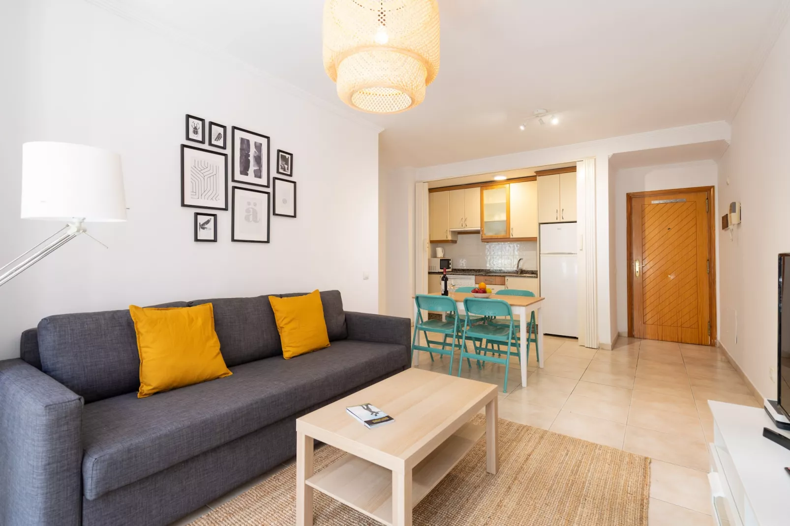 Surf Beach Canteras & Parking By CanariasGetaway-Living room