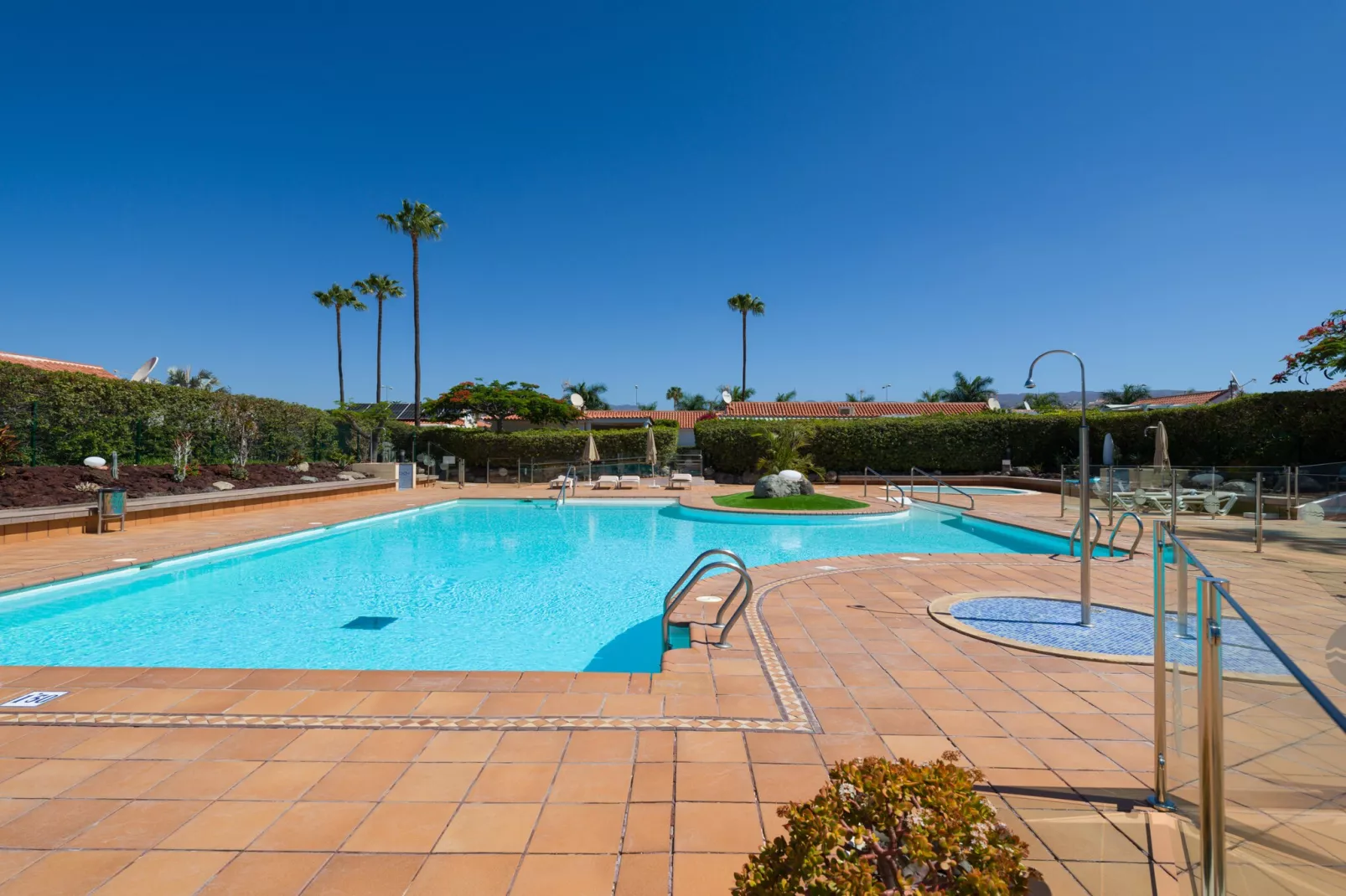 Sun and  Serenity By CanariasGetaway-Swimming pool