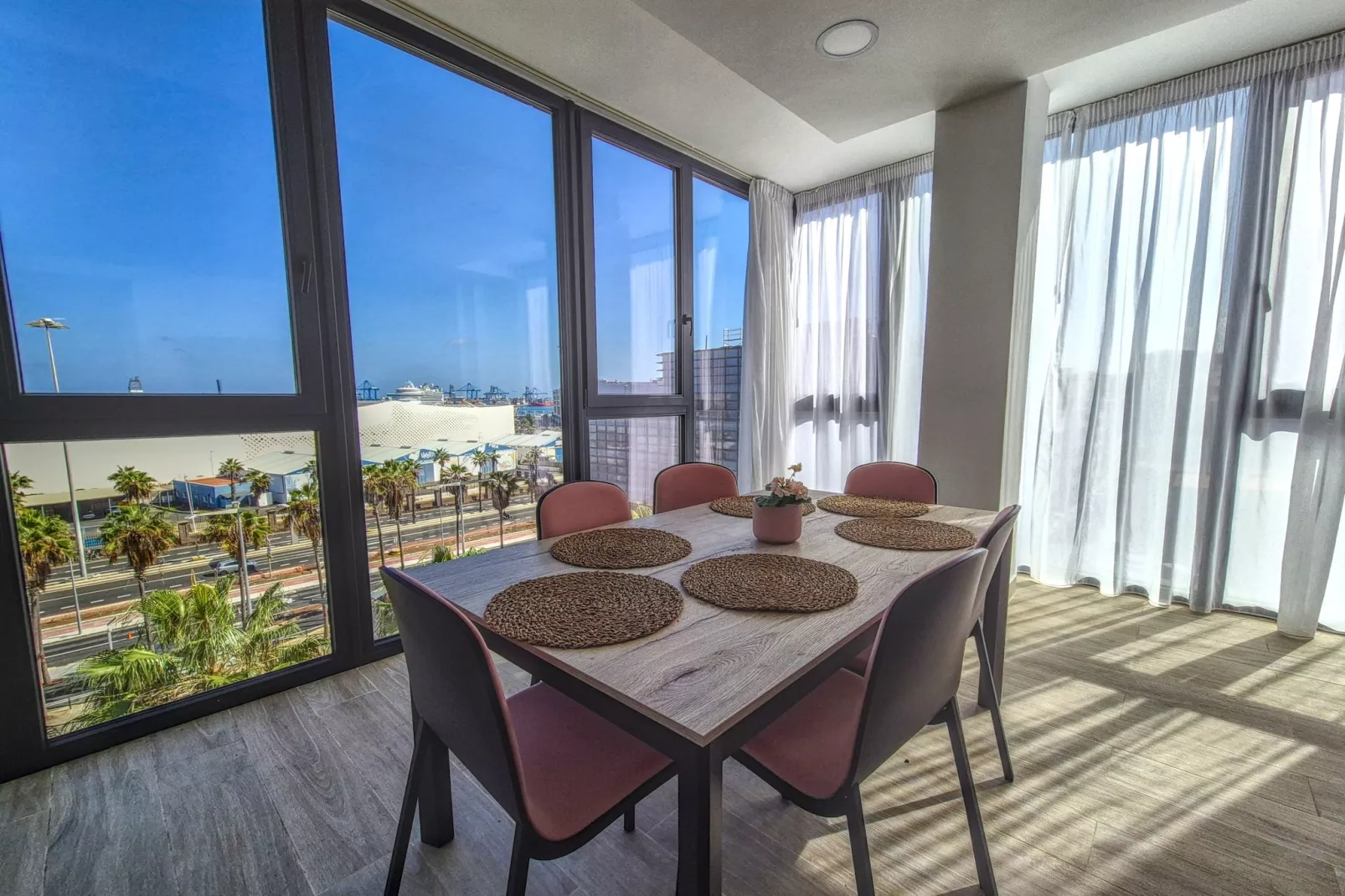 Yan Building 6B By CanariasGetaway.-Esszimmer