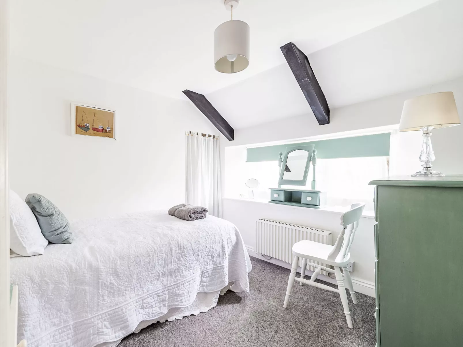 Riverside Cottage-Dedans
