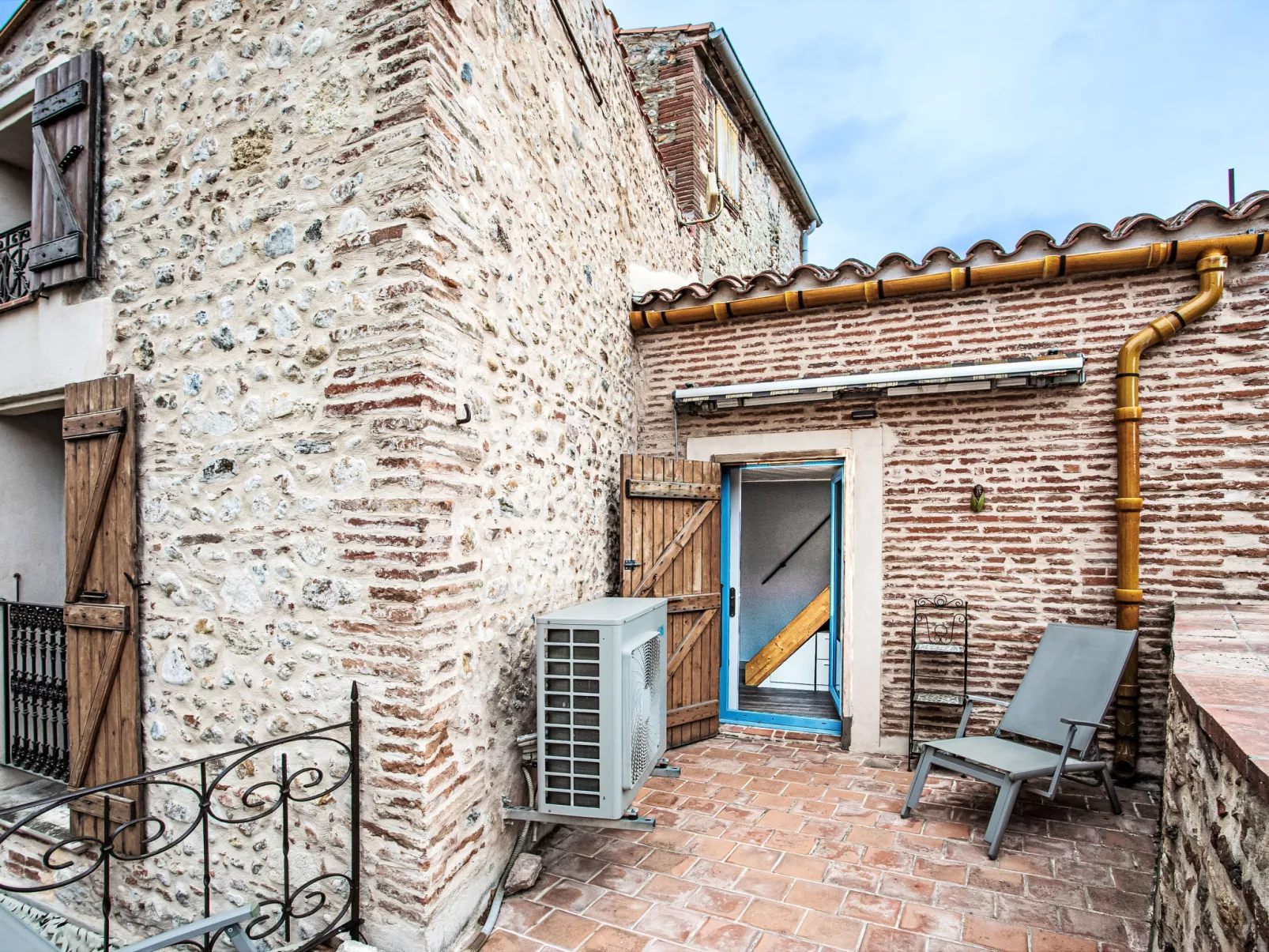 Tour Carrée-Dehors
